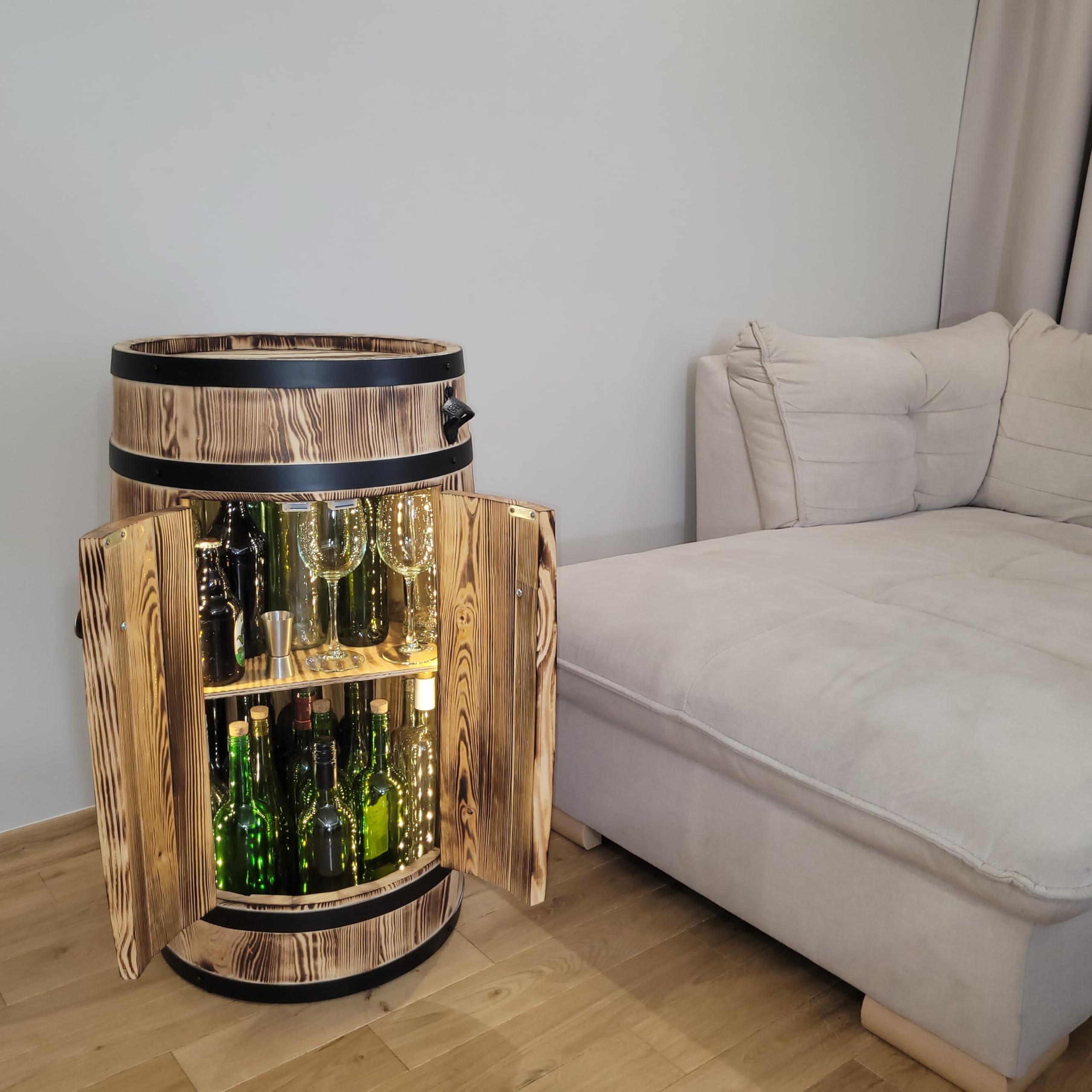 weeco Casa bar in botte di legno con illuminazione a LED e porte, 2 ripiani per bottiglie, stile rustico, mobili da bar 80 x 50 cm