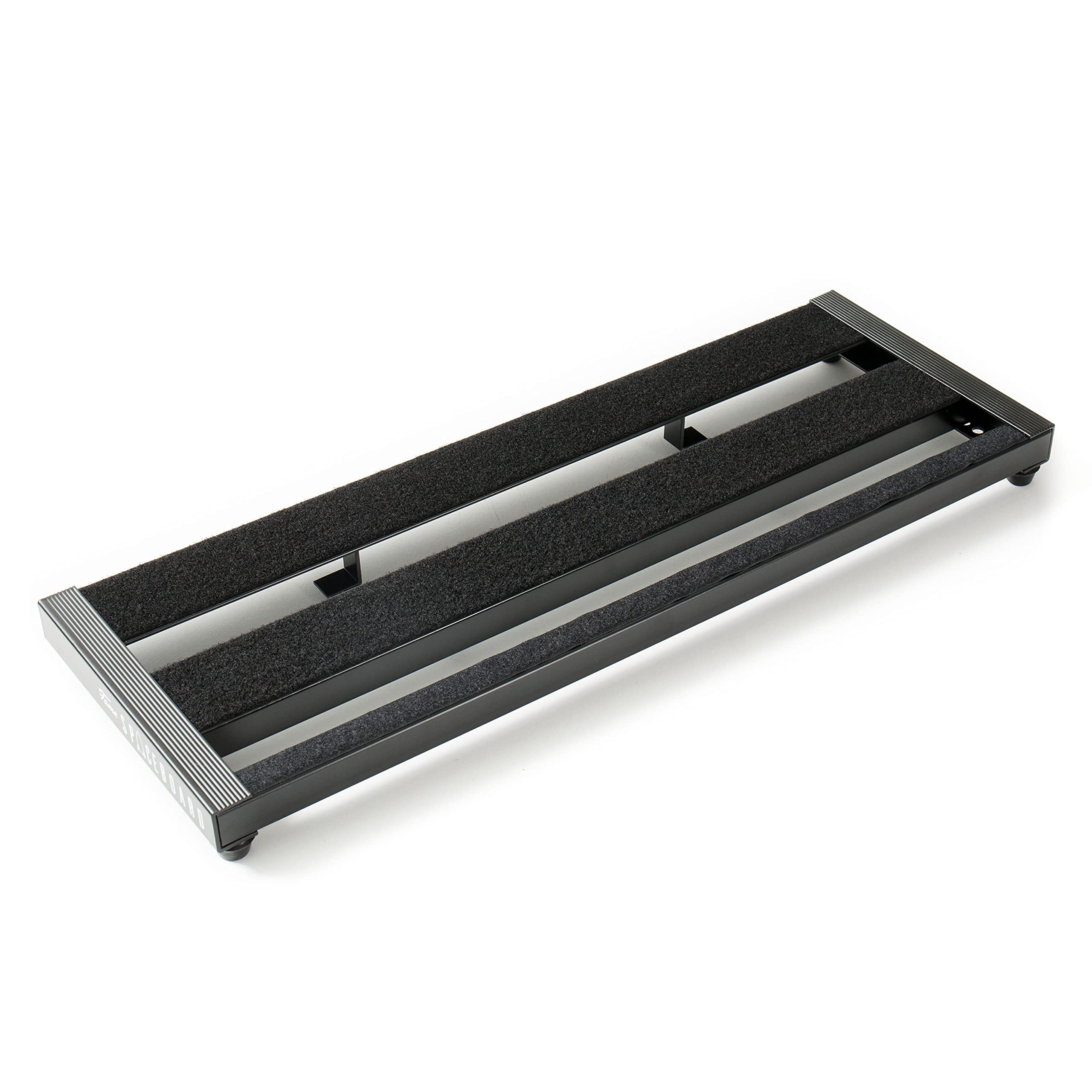 Fame Pedalboard Mini, Board aus pulverbeschichtetem Aluminium mit 2 Streben, Mittelstrebe variable, für 4 Effektpedale, Gigbag, Spaceboard 50M