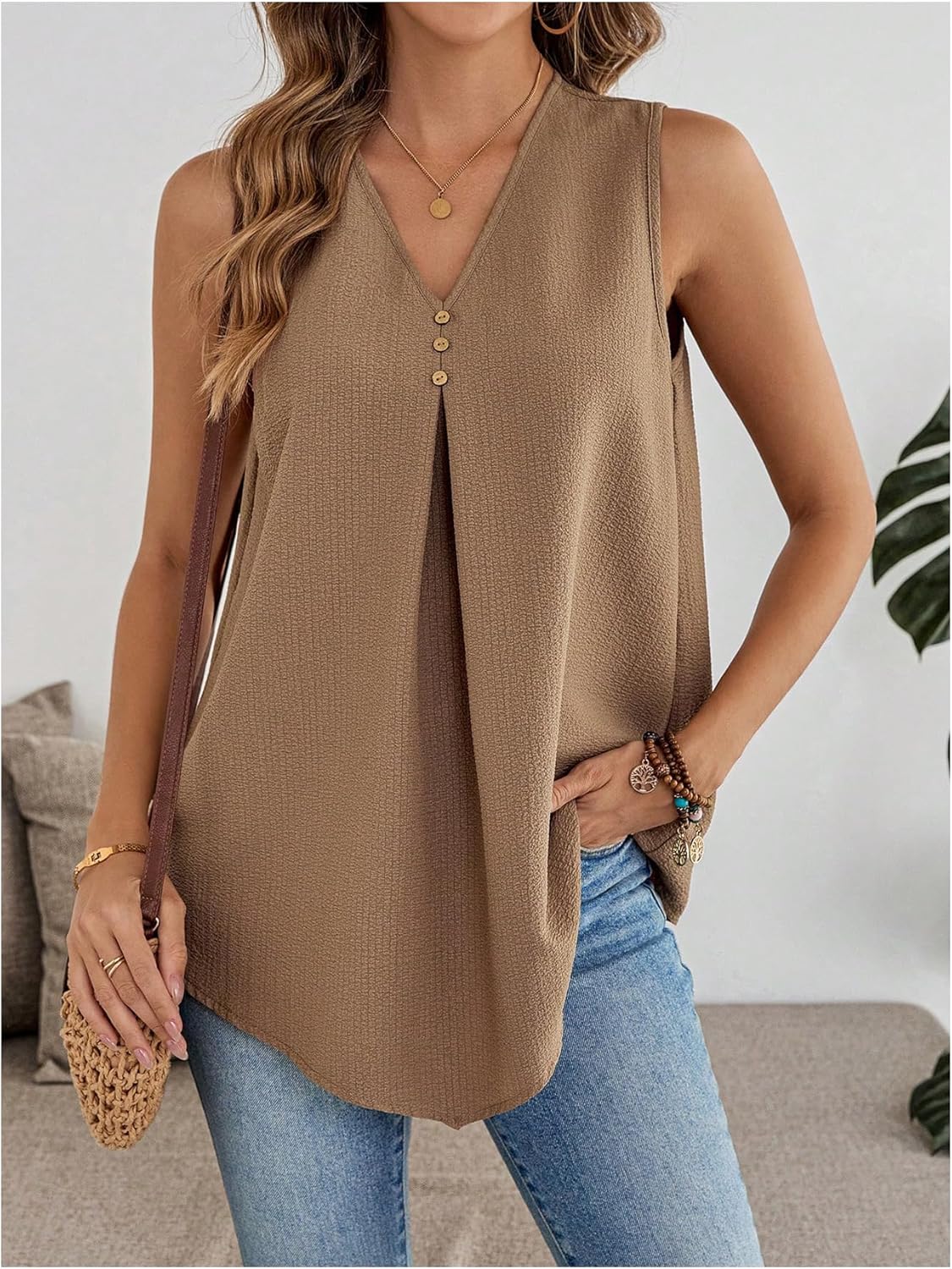 SOLY HUX Women's V Neck Pleated Tank Top Sleeveless Tunic Vest Shirts Casual Summer Blouse - Image 2