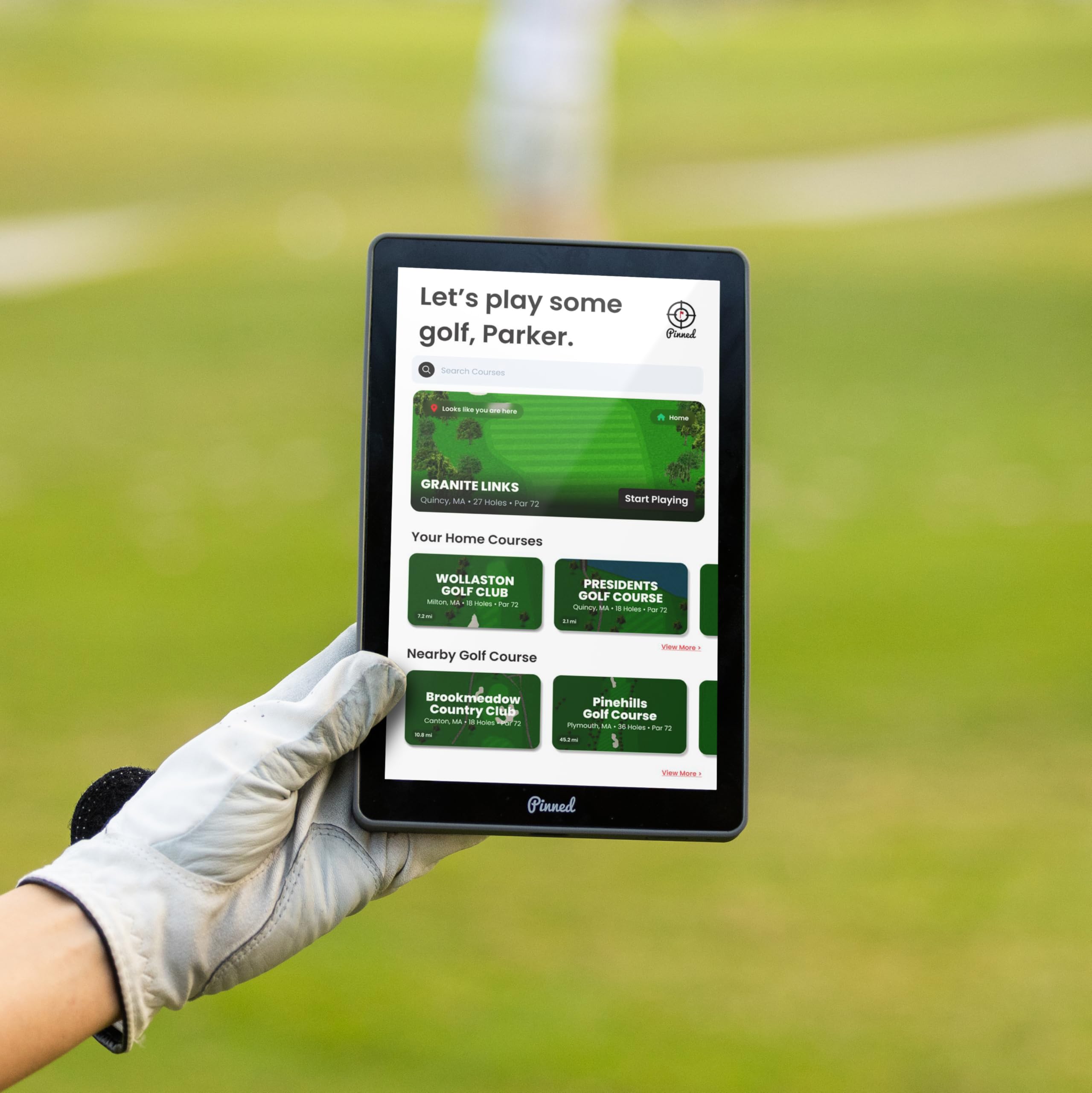 Pinned Golf The Caddie Tragbares Golf-GPS-Gerät, Sonnenlicht-lesbarer 8-Zoll-Bildschirm, 45.000+ Golfplätze, wasserdicht, Touchscreen-Golf-GPS-Handgerät mit fortschrittlicher Analyse, Keine Gebühren
