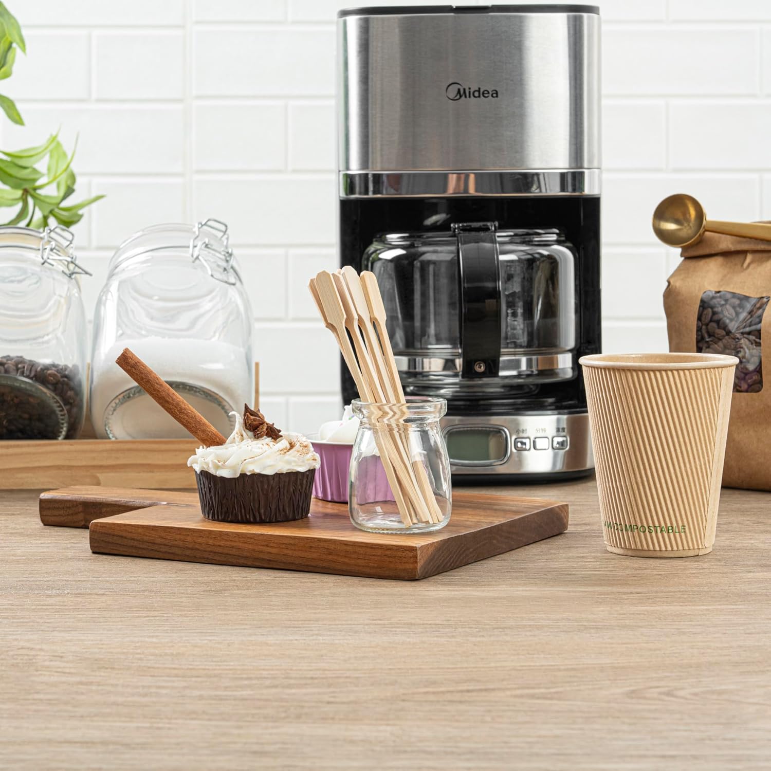 Restaurantware 6 Inch Coffee Stirrers 1000 Paddle Handle Stir Sticks - Premium Disposable Natural Bamboo Wooden Stir Sticks For Tea And Hot Beverages