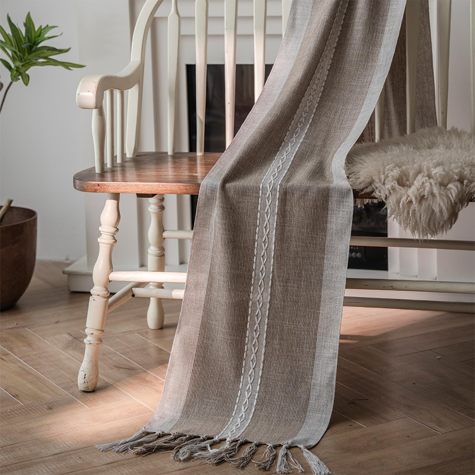 Niviy Chemin de Table brodé à Rayures tressées de Style bohème - Décoration de Table Basse en Coton et Lin - Décoration de Table pour fête de Vacances - 30,5 x 274,3 cm