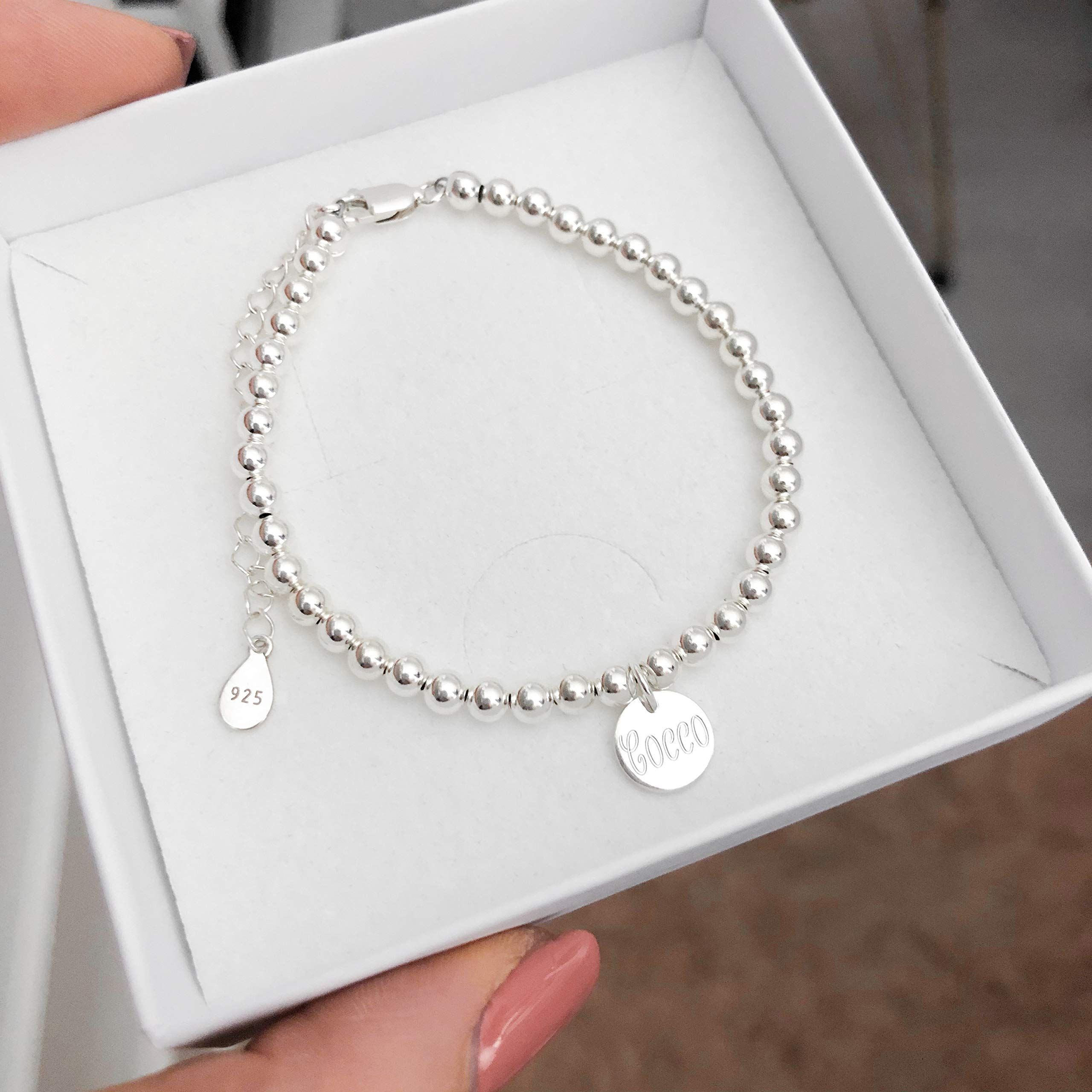 EDINA - Kugel Armband aus 925er Sterling Silber mit Gravur | 9,5mm Plättchenanhänger | Personalisierter Schmuck | Geschenke für Frauen zum Jahrestag Muttertag Geburtstag