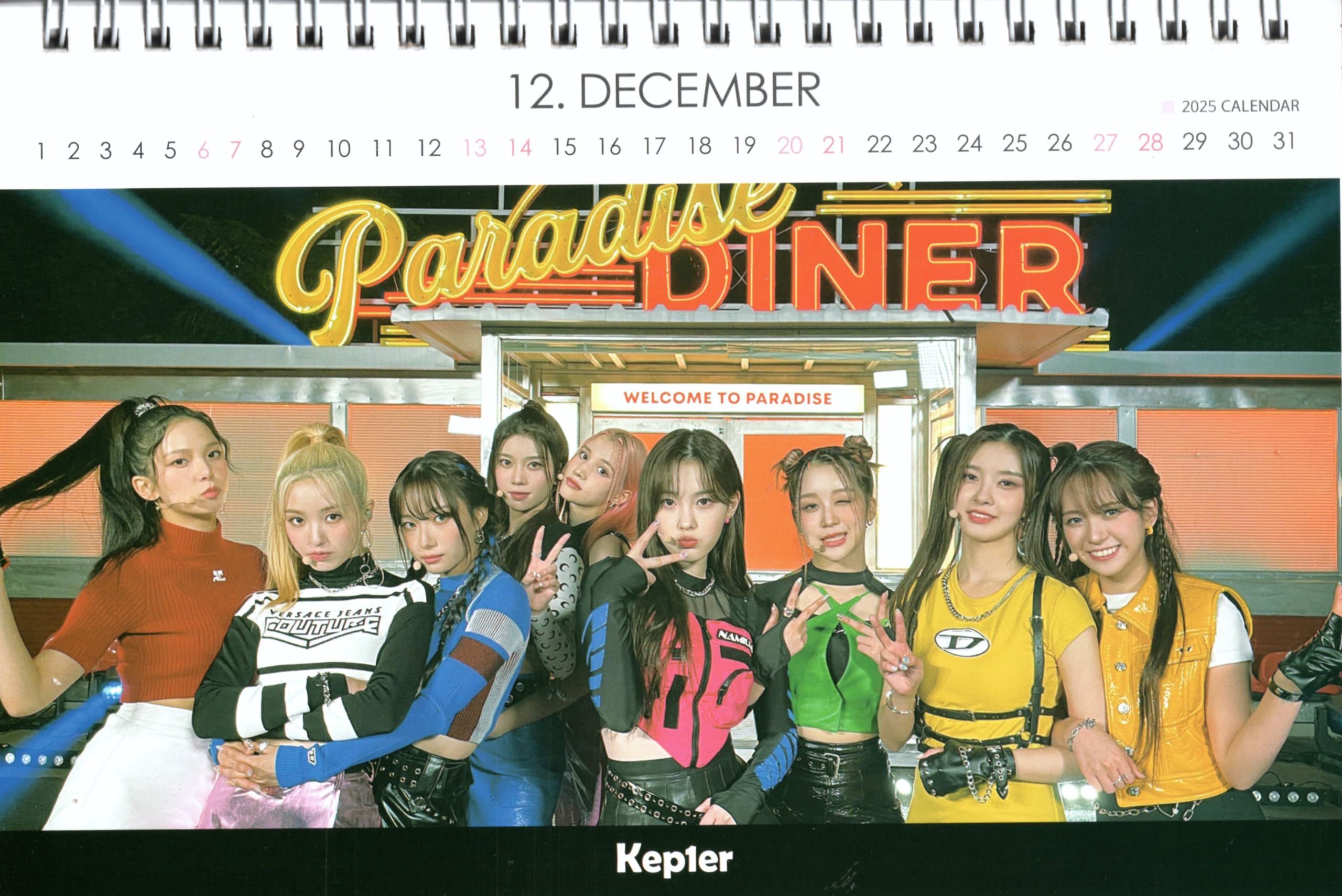 Amazon.co.jp: Kep1er ケプラー グッズ 卓上 カレンダー (写真集