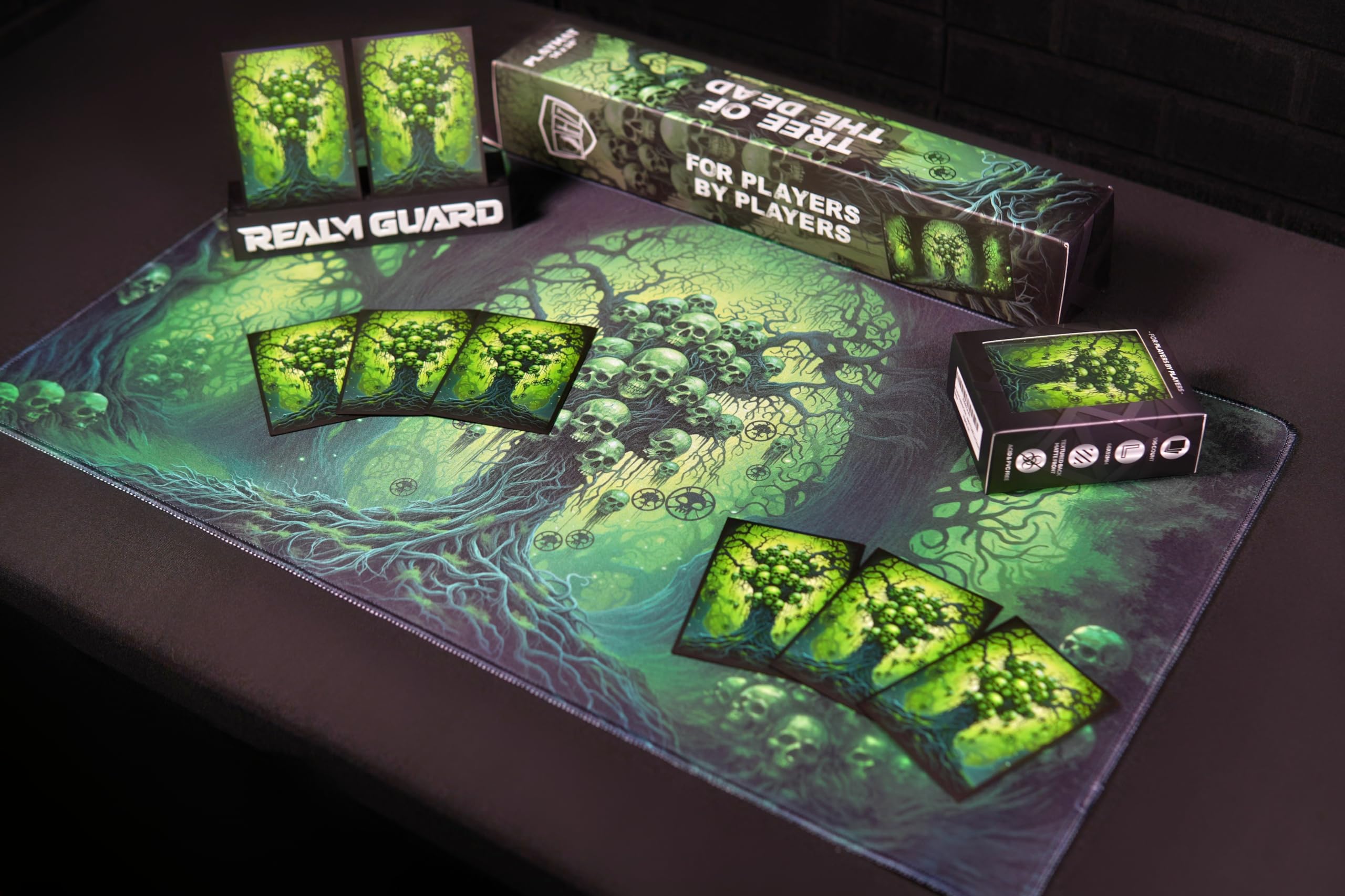 Amazon.com: Realm Guard 100ct Matte TCG/MTG Card Art Sleeves (Green-Black  Tree of The Dead) : Toys & Games