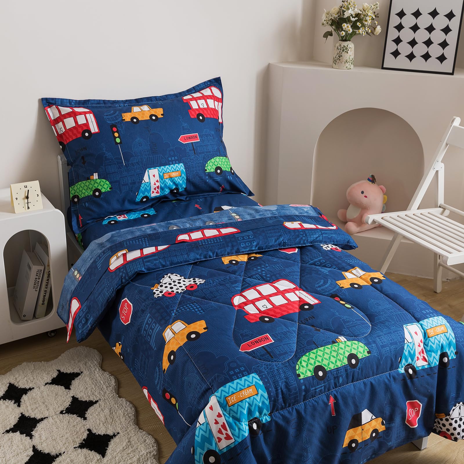 Caressma Twin Size 5 Pieces Comforter Set Bed-in-a-Bag,Soft Fabric Print Cars,Buses &amp; Traffic Lights.Includes Comforter, Fitted Sheet, Flat Sheet, Pillow Case &amp; Pillow Shame for Kids
