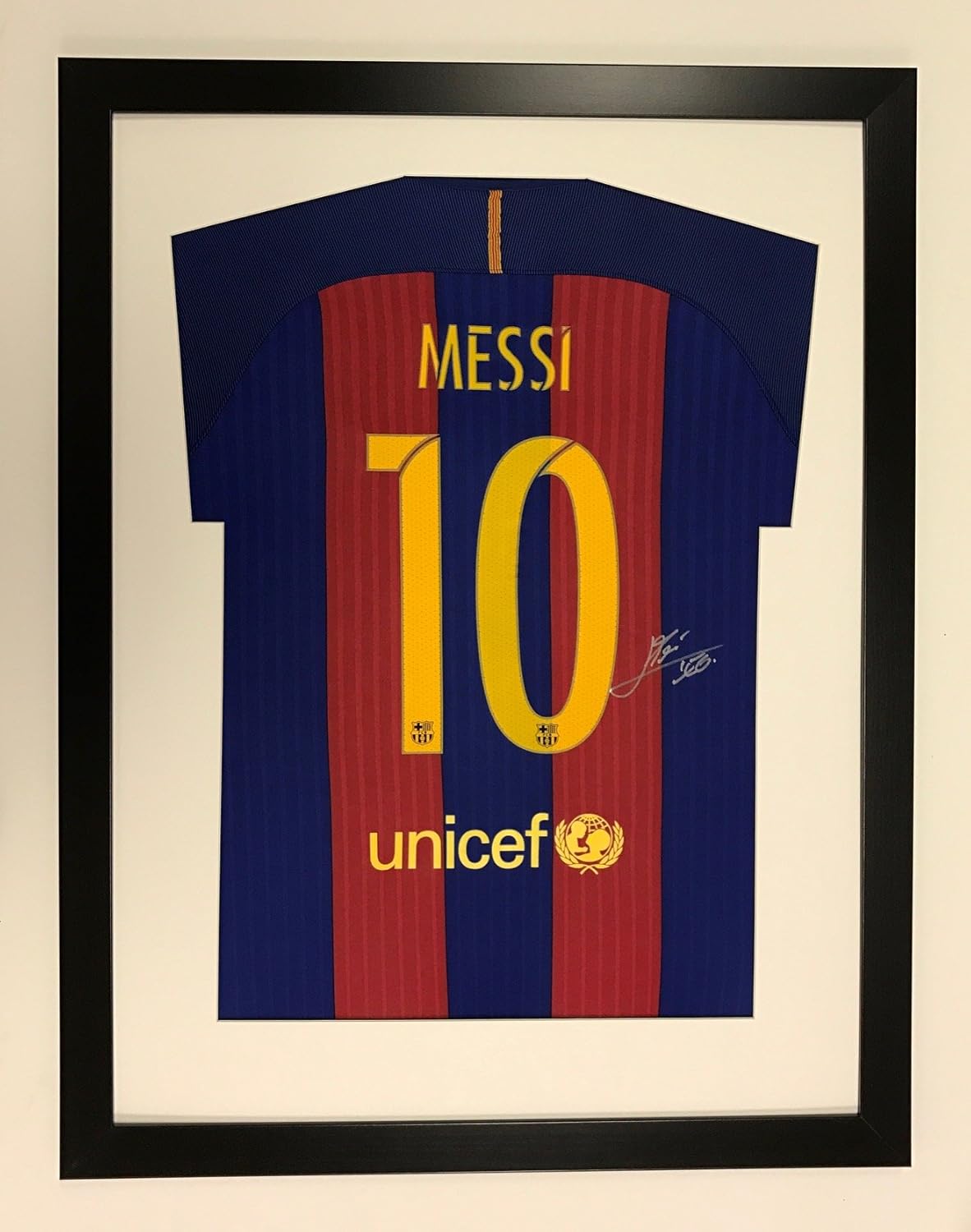 Frame For Football Sports Shirt BLACK FRAME WHITE MOUNT NP Amazon.co