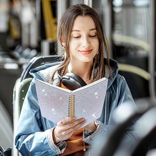 Miniatura 5 de Jetec 2 cuadernos con diamantes de imitación en espiral y juegos de bolígrafos de cristal y diario, cuaderno de viaje con diamantes para mujeres y