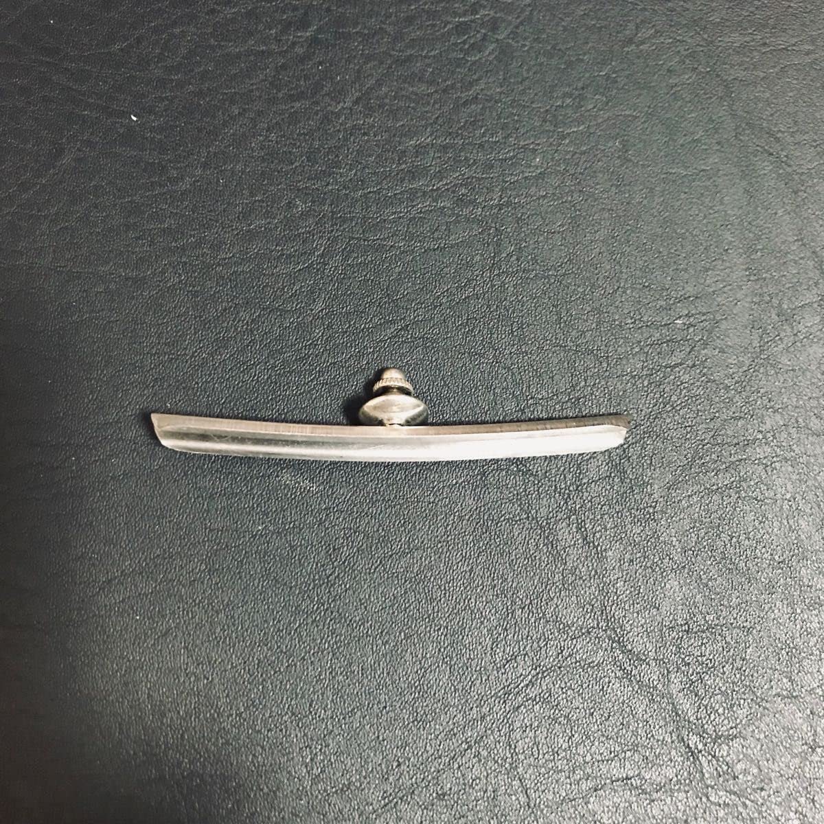 Amazon.co.jp: 台座付き防衛記念章第39号賞詞自衛官制服勲章バッチ