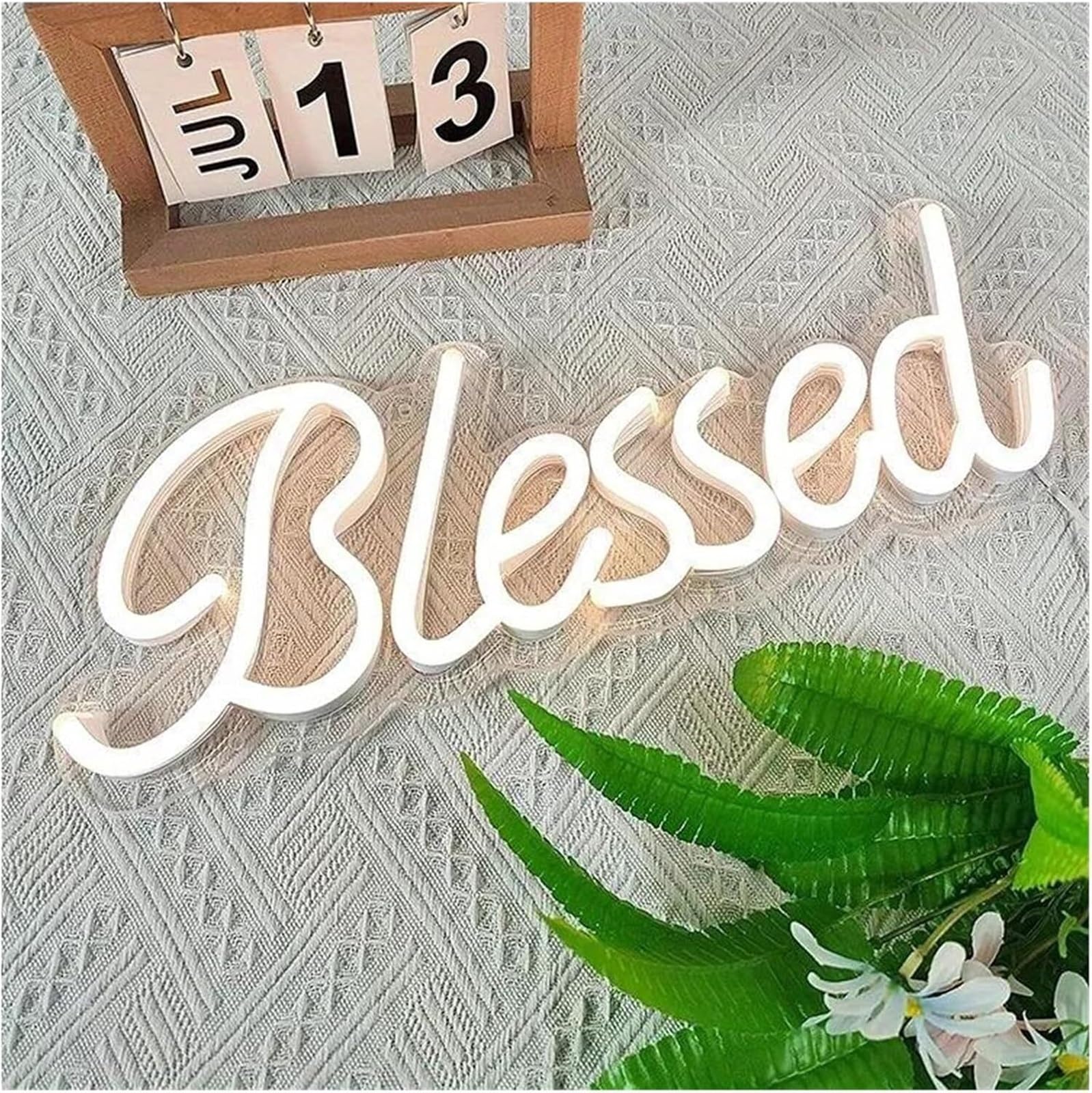 Lampada al per neon con scritta "Blessed" dall'atmosfera rilassante, alimentata da,luce per decorazioni murali