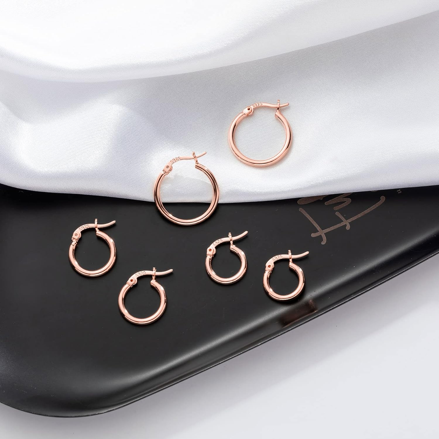 PABBEU Gold Hoop Earrings for Women Sterling Silver Post Small Gold Hoop Earrings 14k Real Gold Tiny Hypoallergenic Small Hoop Earrings Set for Women Men 13/15 /20mm - Image 3