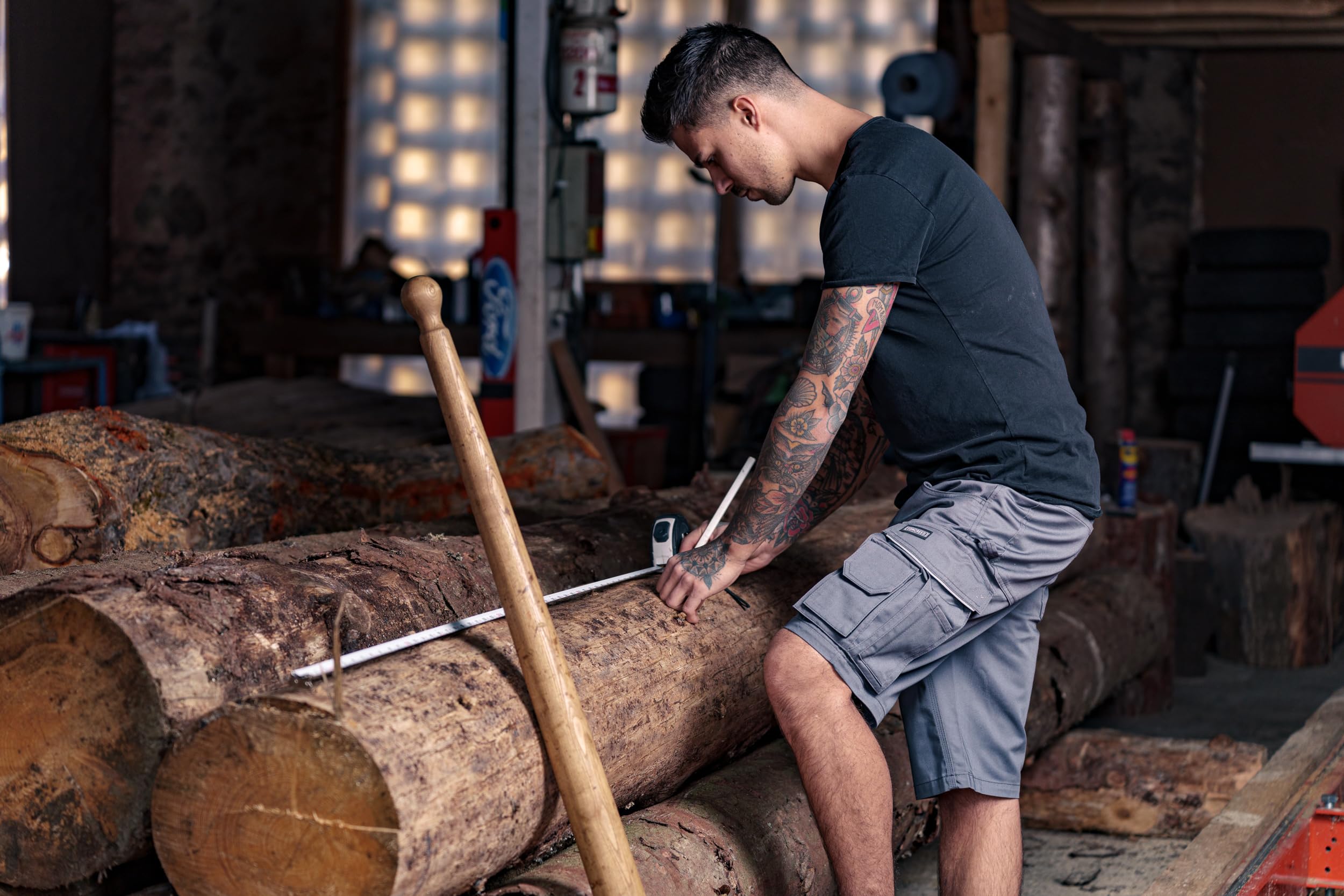 Short de travail professionnel pour homme - Short de travail résistant avec taille extensible et poches cargo - Vêtement de travail d'été robuste pour la construction et le jardin