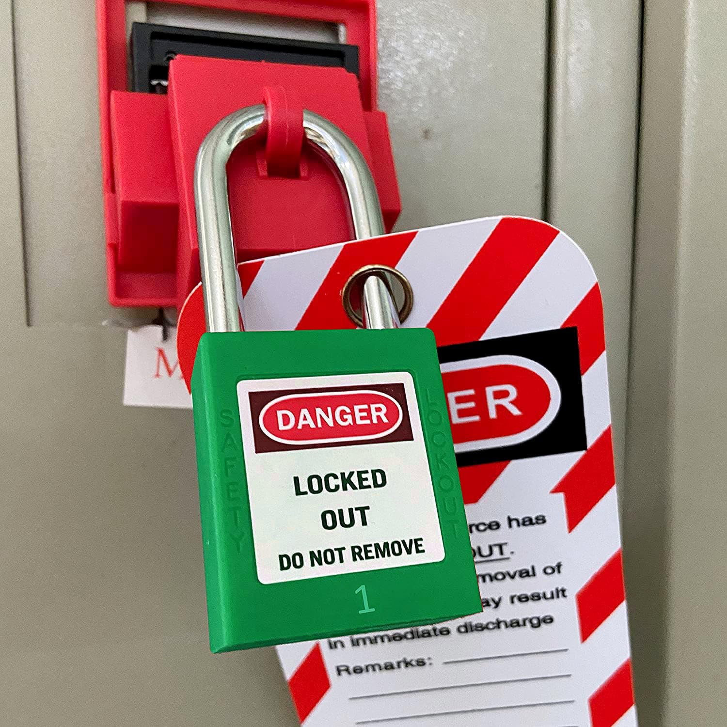 SAFBY 50 cerraduras de bloqueo diferentes con llave con 50 etiquetas de bloqueo – Candados Loto Safe para bloquear estaciones y dispositivos (1-50 verde)