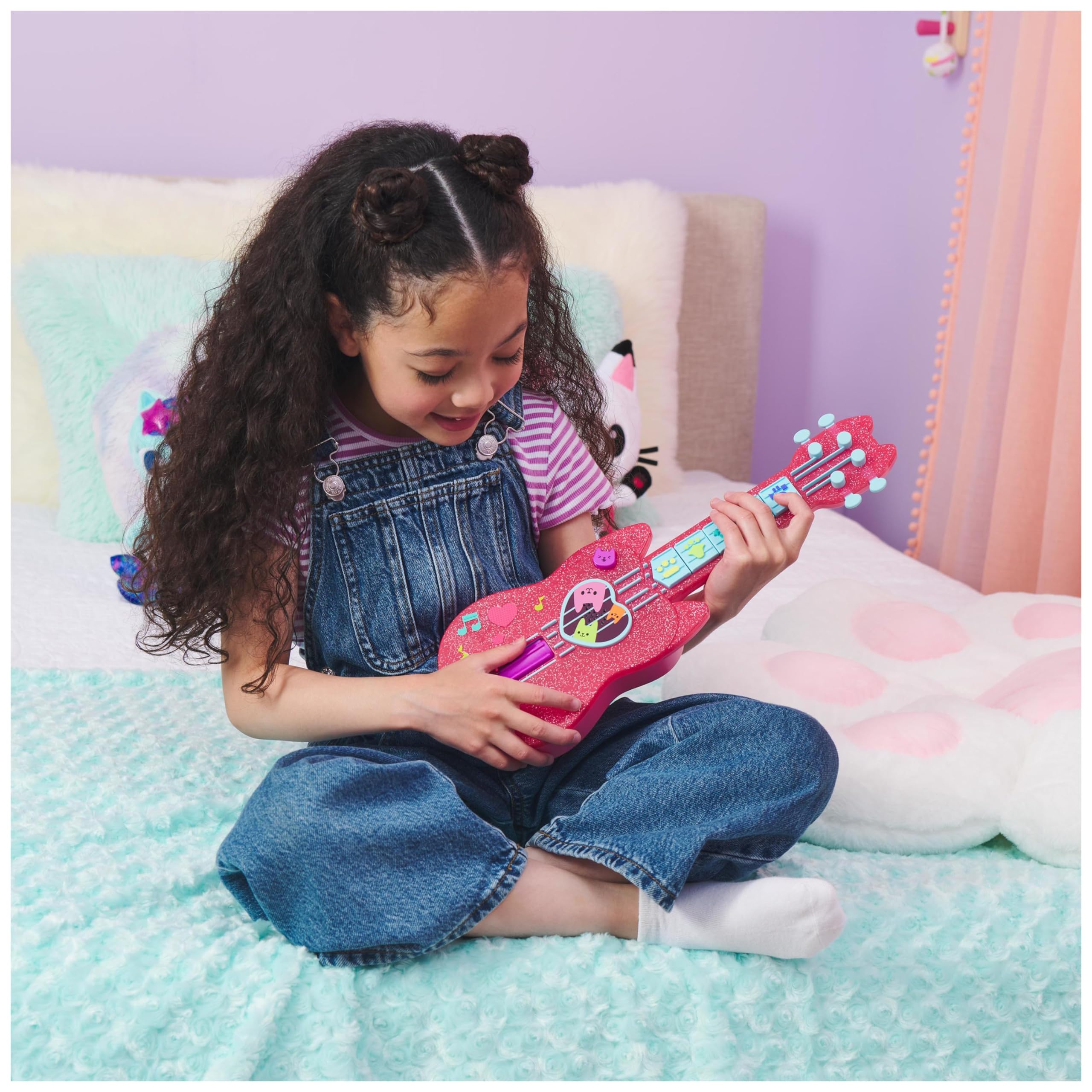 Gabby et la Maison Magique - Gabby Dollhouse - Ukulélé Interactif - Guitare Enfant - Chansons Effets Sonores - Dessin Animé Jouet Maison De Poupée - Jouet Enfant 3 Ans Et +