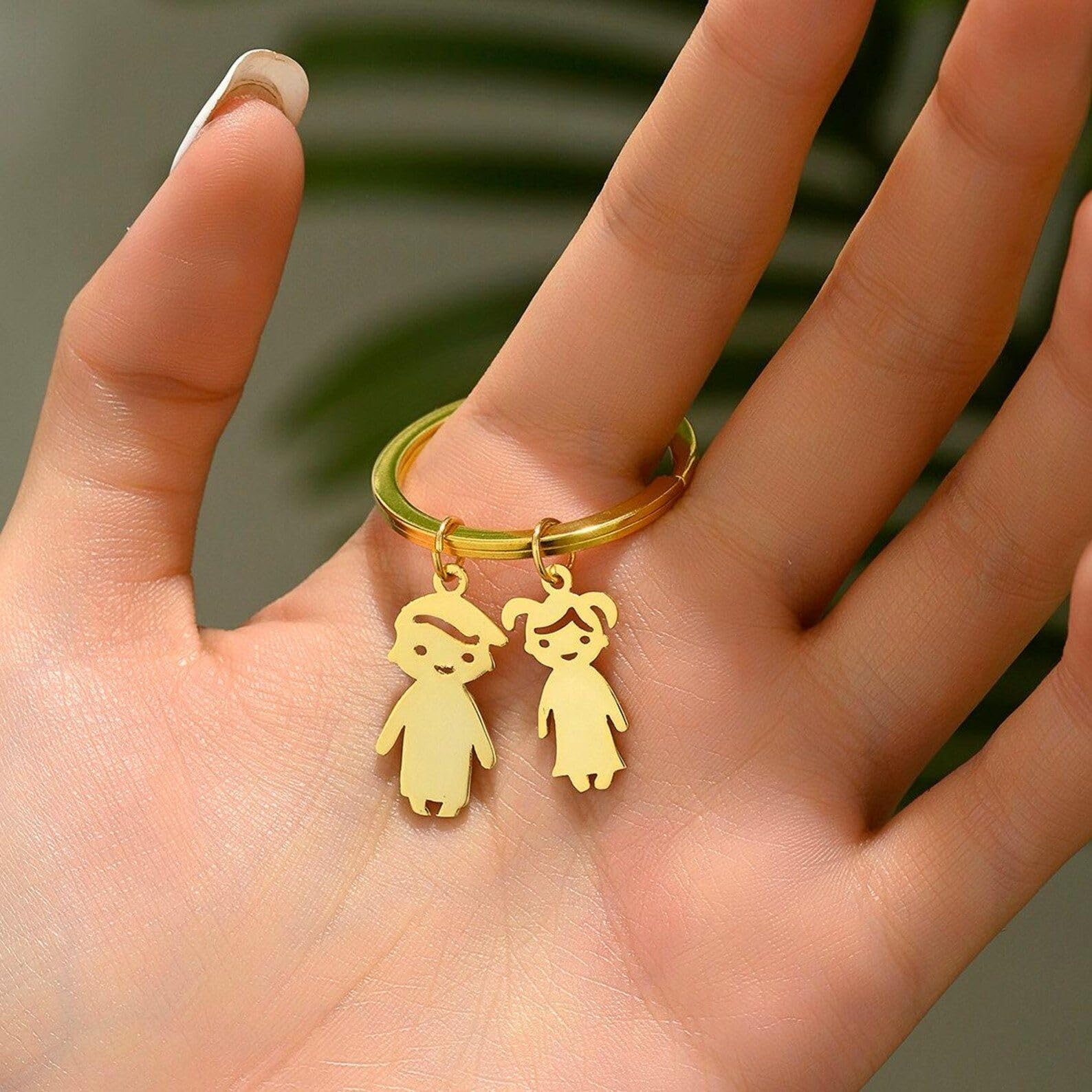 Llavero personalizado con charms de niño o niña y nombres grabados, regalo familiar para hombre