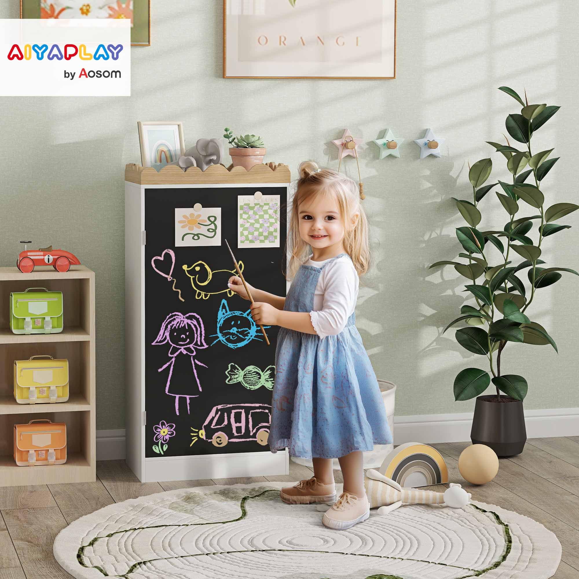 AIYAPLAY Meuble Rangement Enfant, Rangement Jouet Enfant, Armoire pour Enfant avec Porte en Tableau Noir, 3 casiers et Plateau supérieur pour Chambre à Coucher, Salle de Jeux, crèche, Blanc