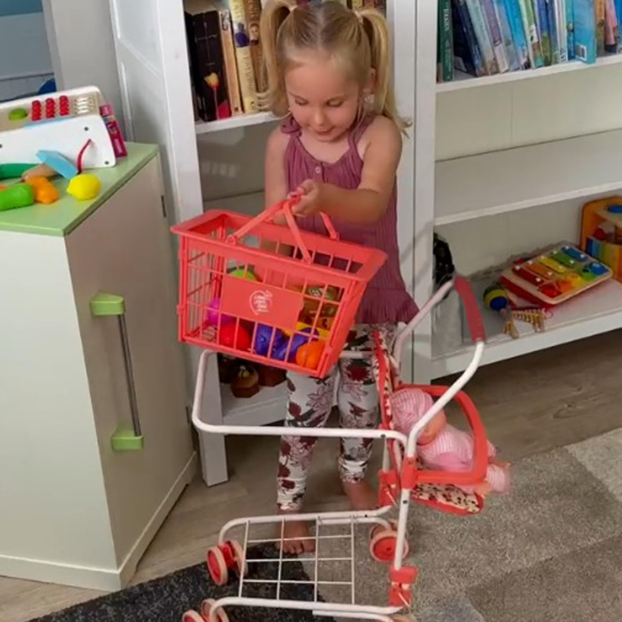 Amazon.co.jp: 子供用ショッピングカート、バスケット付きおもちゃの