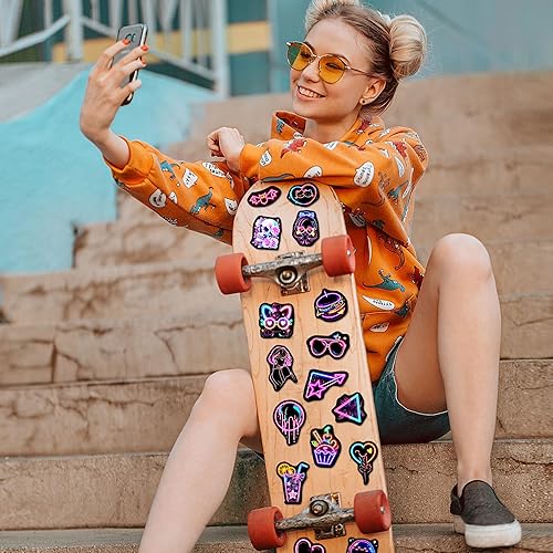 Miniatura 7 de 50 calcomanías estéticamente neón para botellas de agua Cyberpunk para adultos, coloridas calcomanías holográficas impermeables de vinilo para