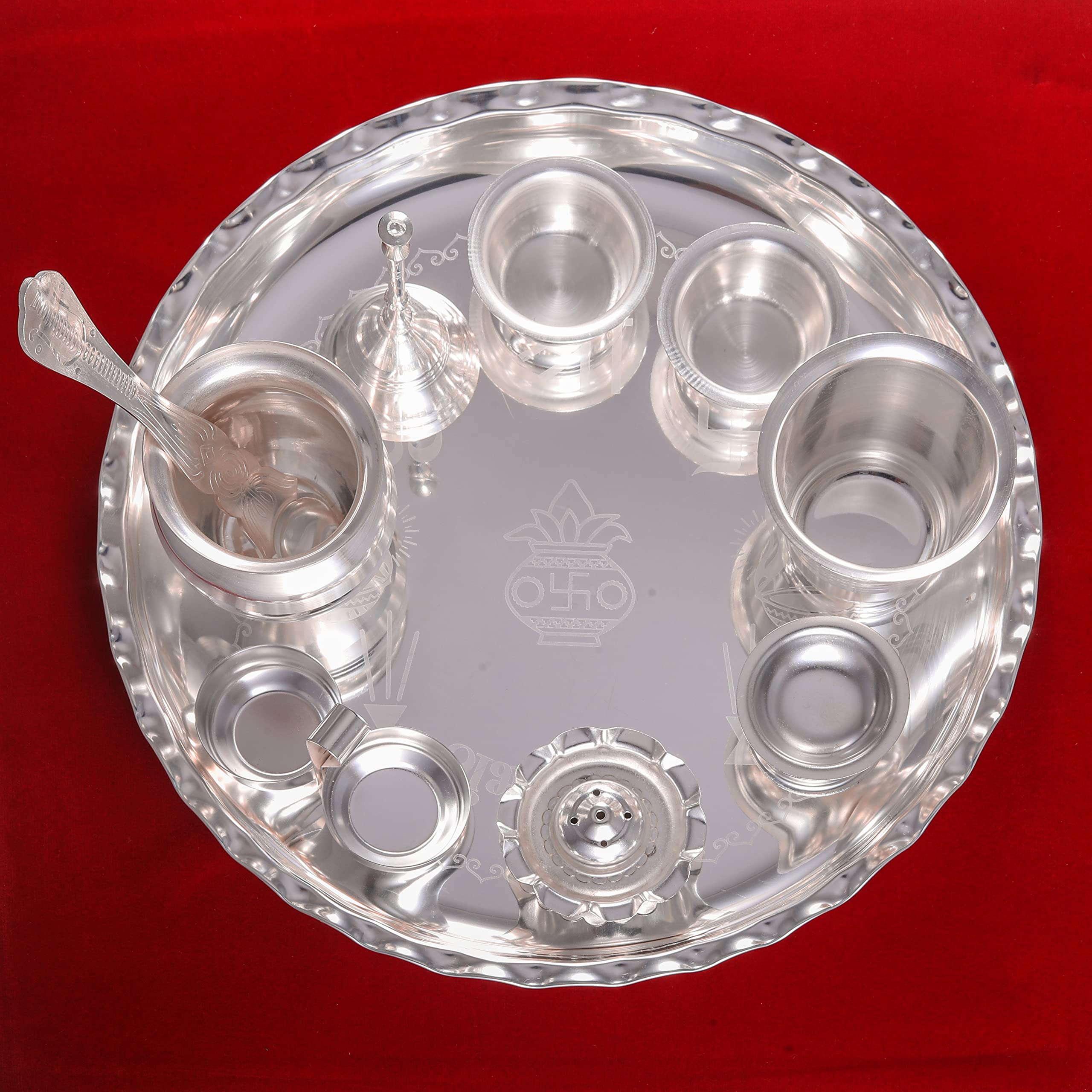 Aashita Creations Puja thali placcato argento per aarti, occasiona regali e decorazioni Set di 10 articoli Pooja (26 x 26 x 6,5 cm, argento)