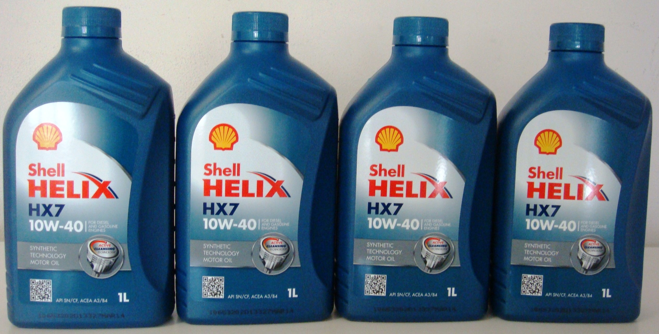 Shell Helix HX7 10W40 Olio motore semisintetico 4 barattoli da 1 Litro = 4 Litri