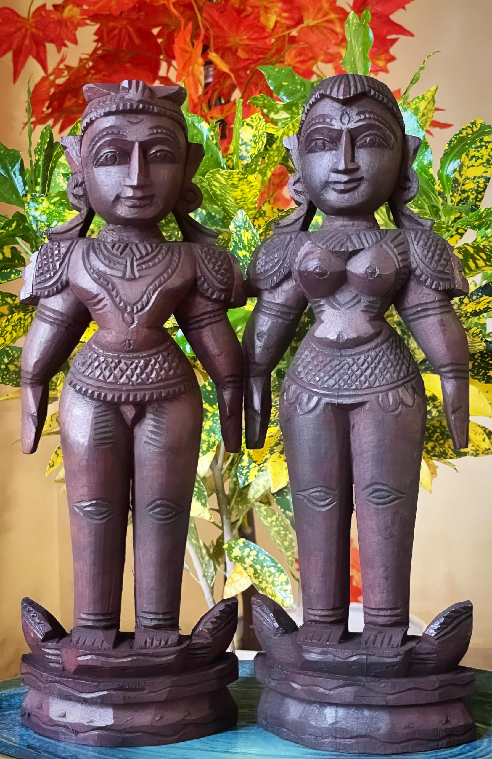 Marapachi Bommai Wooden Dolls/Bommanahalli koluvu/lakadee Gudiya -8 inches (B0CRQ8V81J) Amazon Price History, Amazon Price Tracker