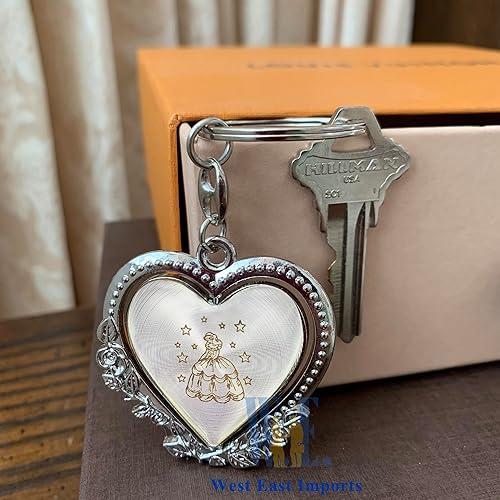 Vista 9 de 12 piezas personalizado Quinceañera Recuerdos Para Quinceañera Corazón llaveros Dulce 16 Quinceañera Rojo