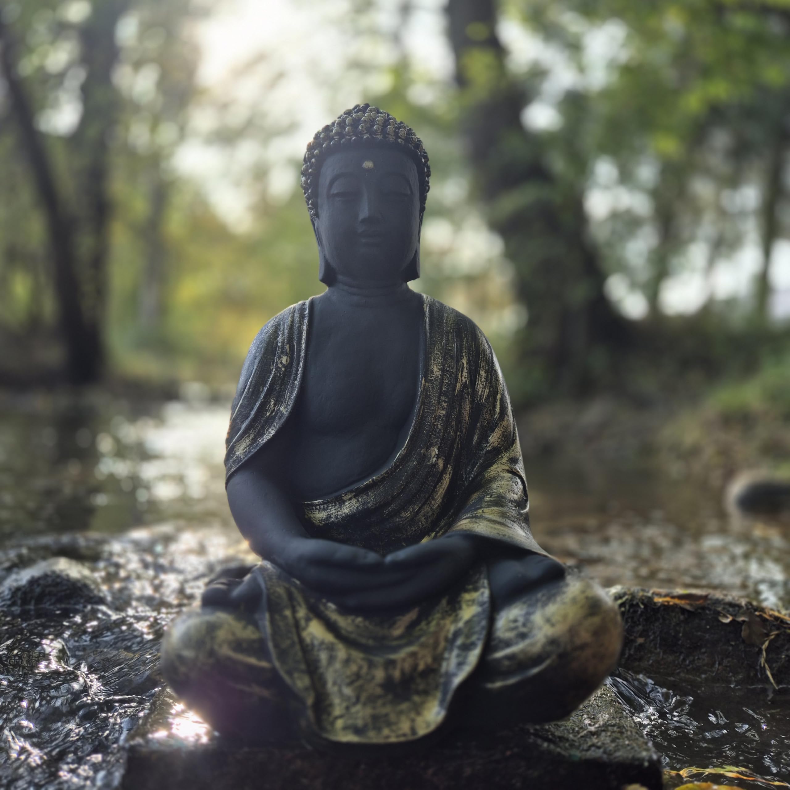FABRIQ Statuetta di Buddha 38 cm - 12 kg - Oro Nero - Resistente alle intemperie - Zen & Feng-Shui Decorazione da giardino
