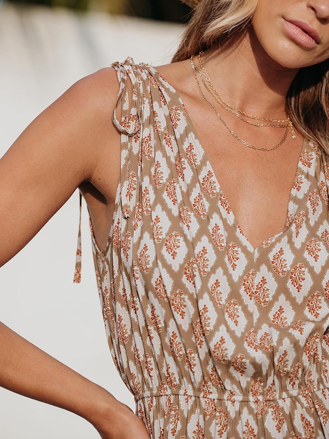 CUPSHE Women's Jumpsuits Wide Leg Romper Sleeveless V Neck Overall Drawstring Shoulders Outfit Casual Beach - Image 3