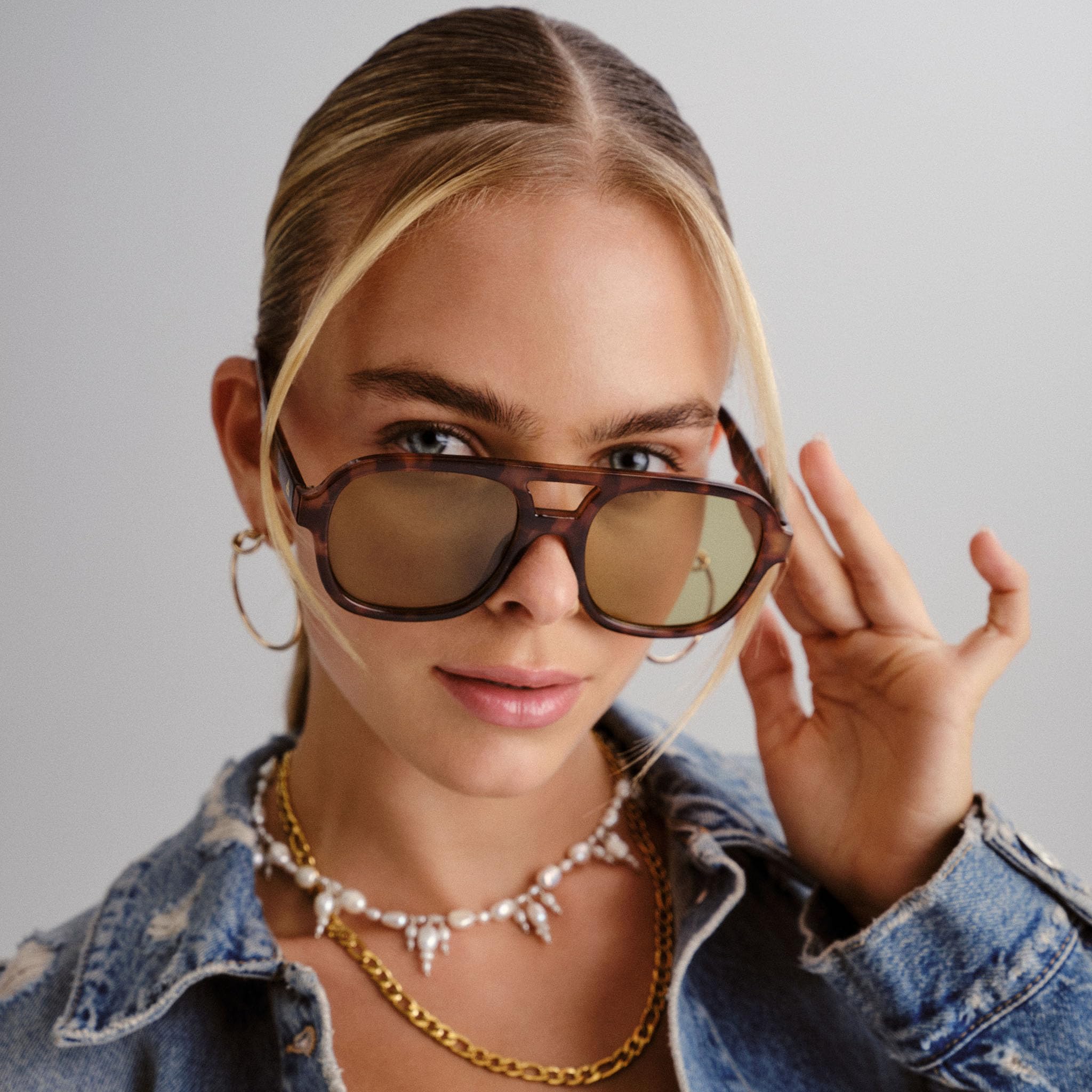 Anthropologie x Aire Whirlpool - Vintage Tort Brown Aviator Sunglasses Amazon.com: AIRE Whirlpool Sunglasses - Dark Tort, Aviator  main image 2