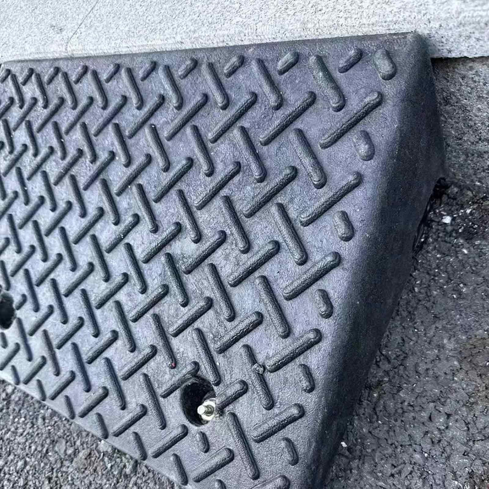 Rampa de goma para entrada de coche, rampa de umbral de 5.5 pulgadas para camión, scooter, bicicleta, rampa de movilidad para motocicleta y silla de ruedas (10 cm)