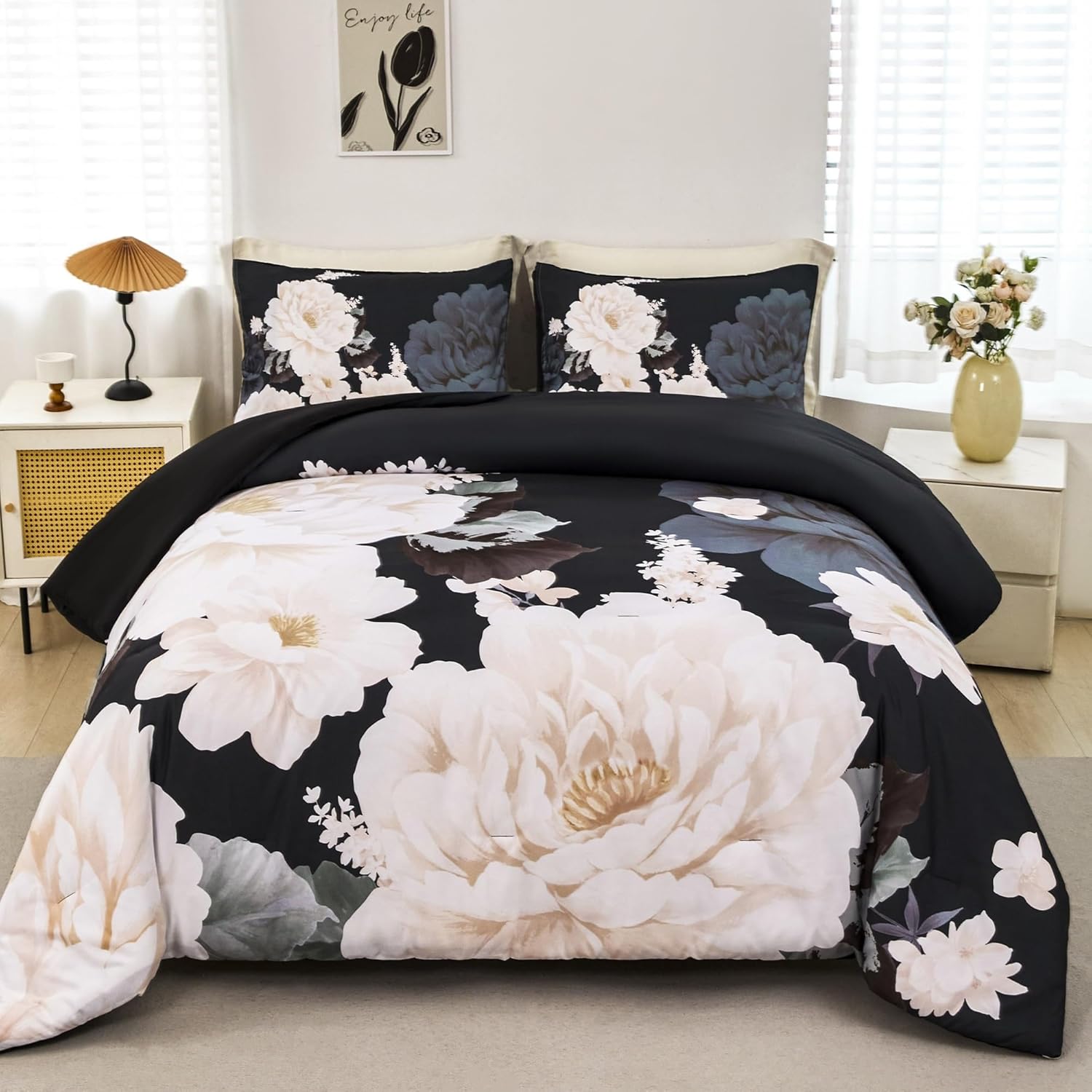 RYNGHIPY Cream Flowers Printed Comforter Set Queen Size Lightweight Soft Microfiber Bedding Set 1 Comforter 2 Pillocases (Black Beige,Queen Size)