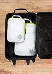 Cubes d'emballage pour compression Travel - Bagage et sac à dos Organisateur Packaging Cubes pour vêtements par TRIPPED Travel Gear, Blanc et vert - 2 Pièce, 2 Pièce