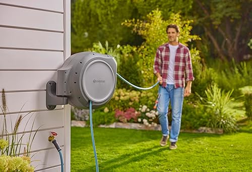 Miniatura 8 de GARDENA 20502, Carrete retráctil para manguera de jardín de 75 pies x 12 pulgadas, montaje en pared, retracción automática y bloqueo de longitud