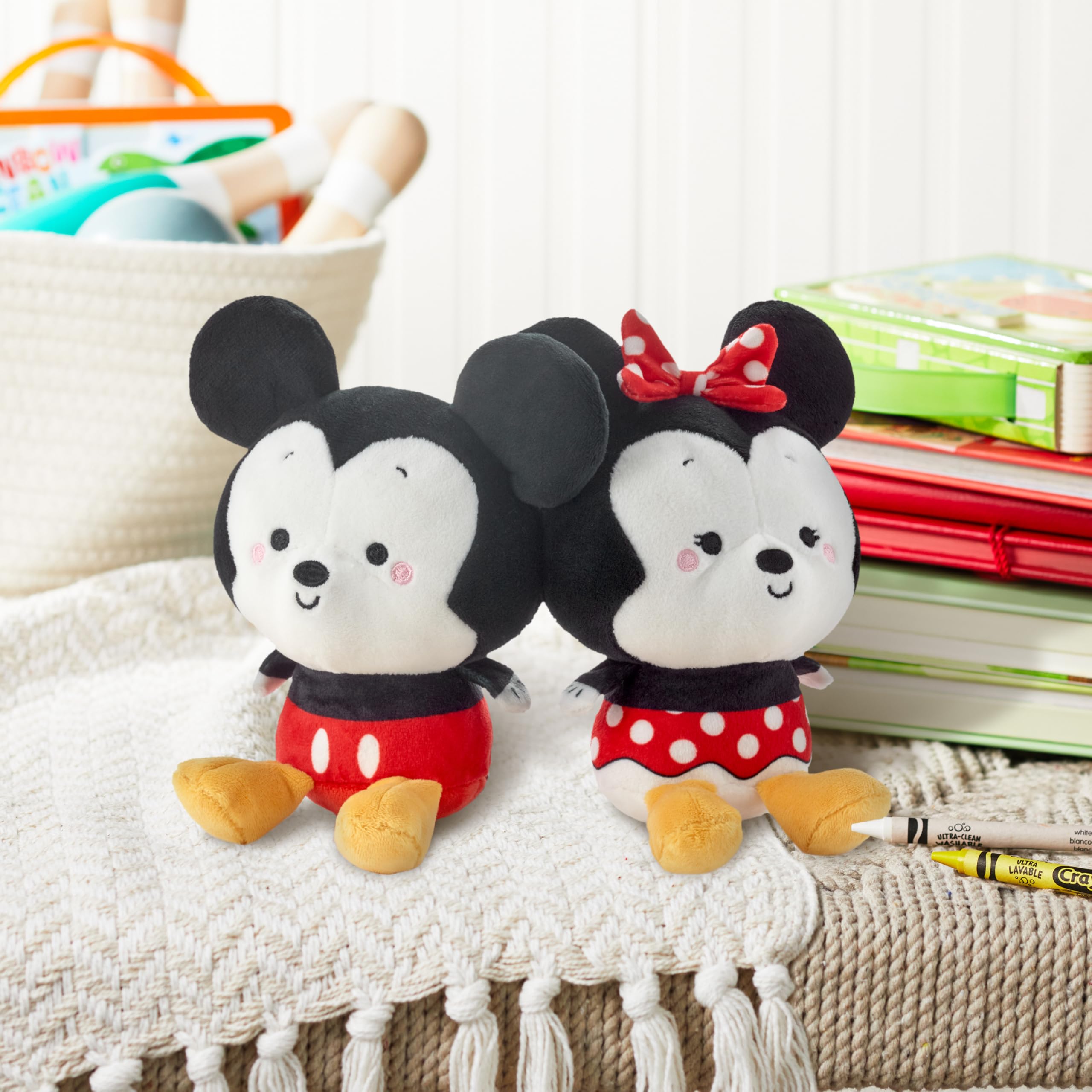 Amazon.com: Hallmark Better Together Disney Magnetic Plush Toy