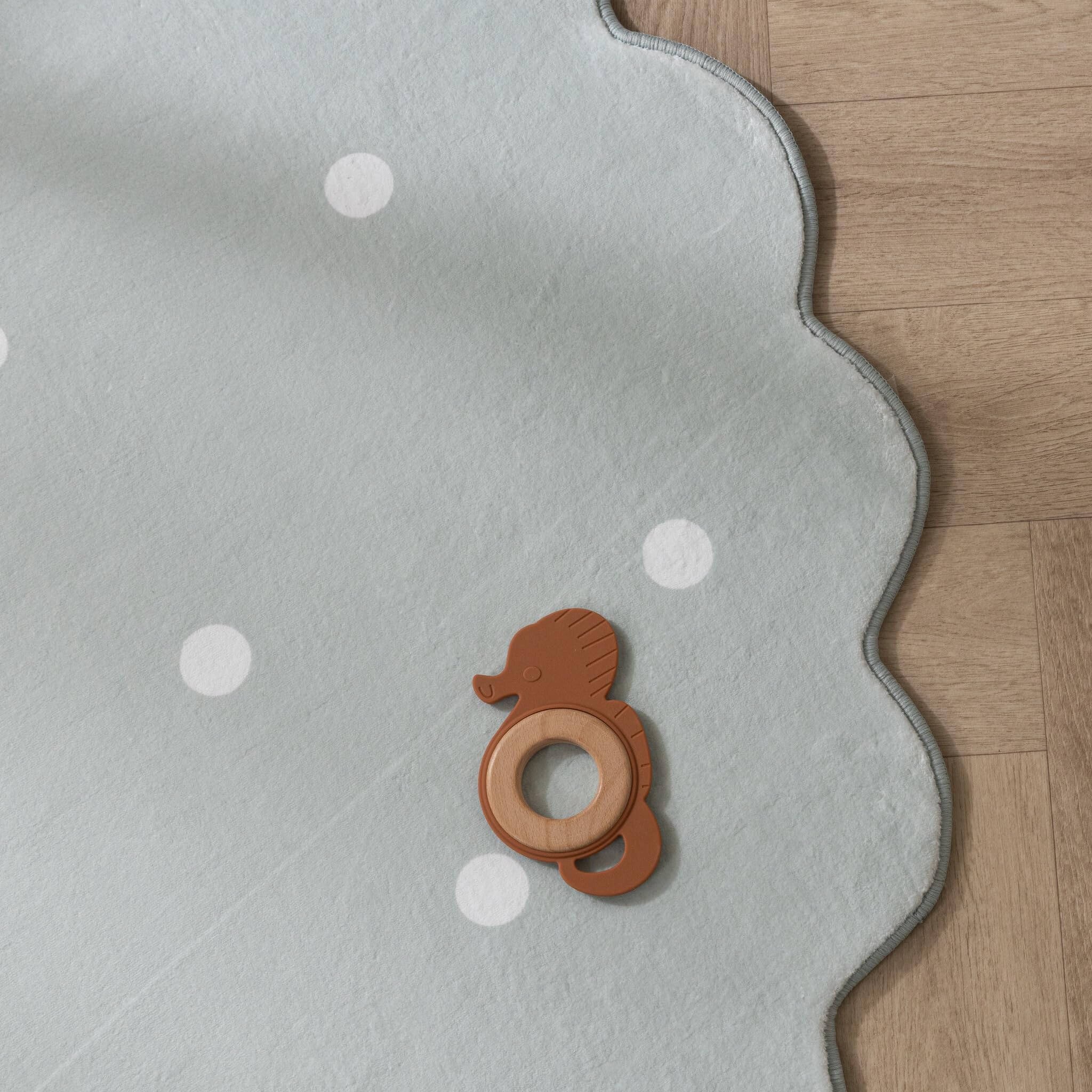 Little Olly Teppich Kinderzimmer Rund - Cloudy Dots Minze - Ø 160 cm