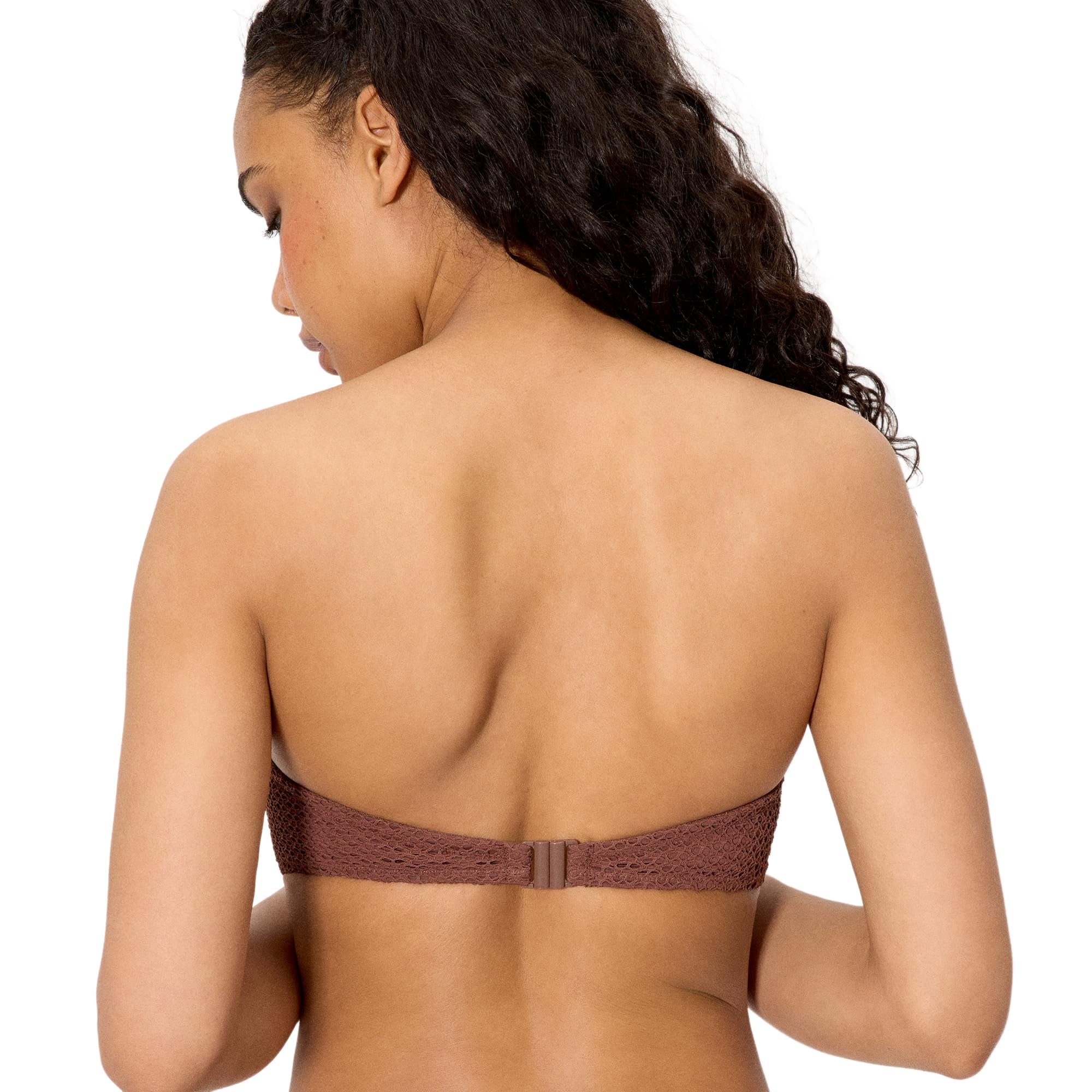 YSABEL MORA. Top Bikini Bandeau Tejido Calado Copa C. con Aro Y Relleno. Tirantes Regulables Y Desmontables. Opción Sin Tirantes. Combínalo con Braga A Juego para Look Completo .Colección Sand.