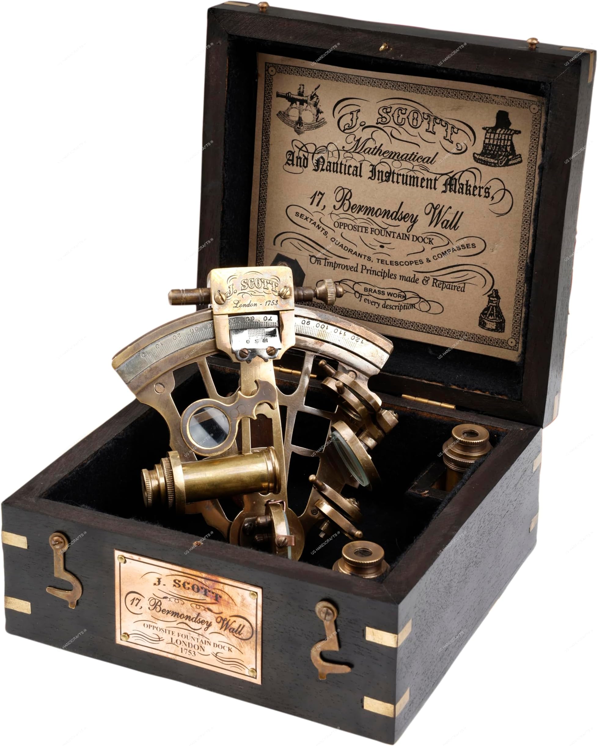 Brass Vintage Sextant, 4.75 x 4.25 x 2.5 inches, with Hardwood Box, 5.9 x 5.9 x 3.3 inches