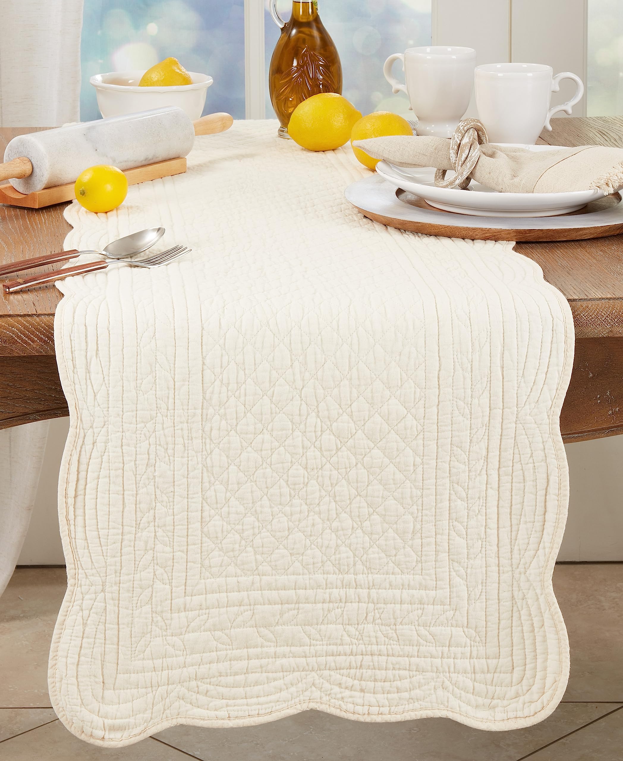 Amazon | チャーミングなキルトテーブルランナー | SARO LIFESTYLE