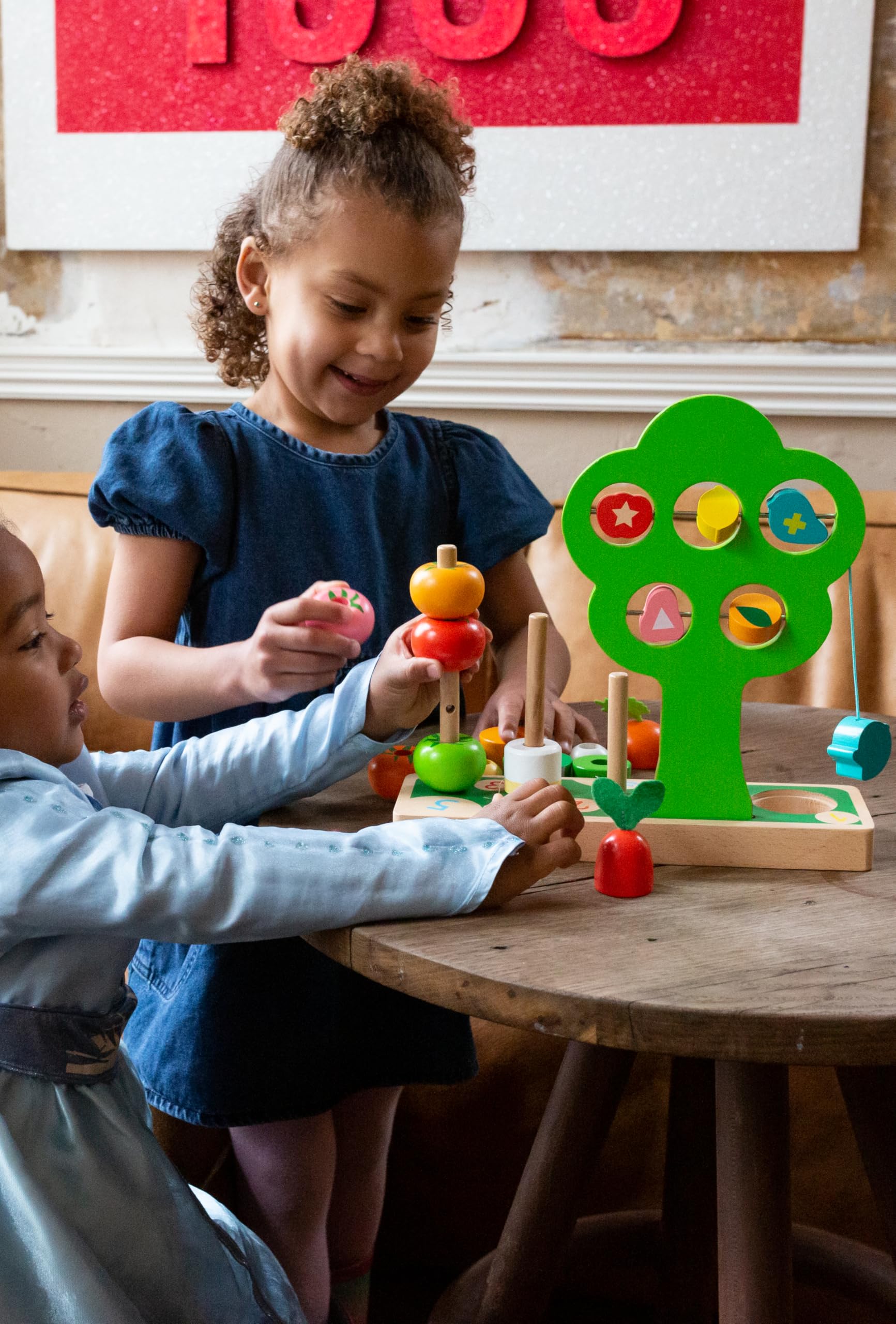 VILAC - Jouet en bois -Jeux d'éveil - Apprendre à compter et découvrir les formes basiques - 2469