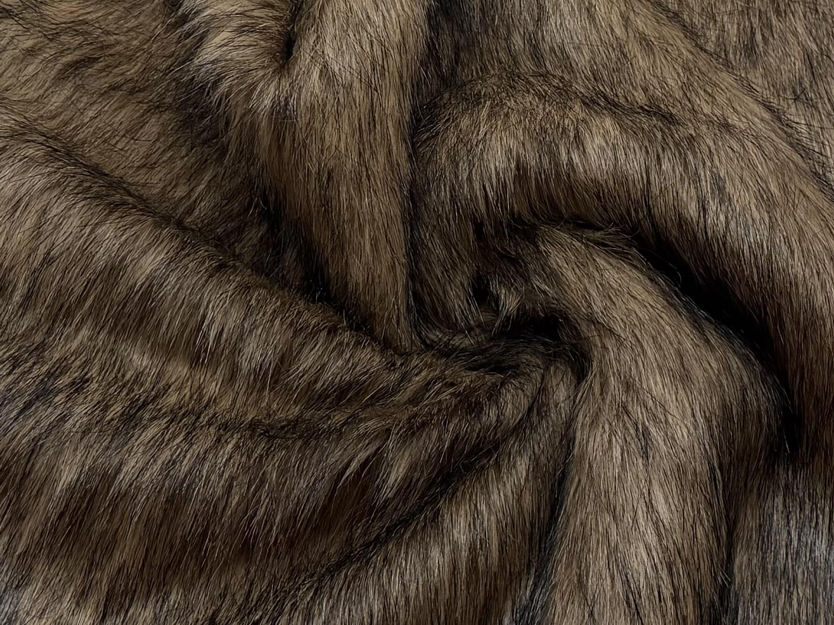 Super Luxury Faux Fur Fabric Material Alsatian Dog 1/8MTR