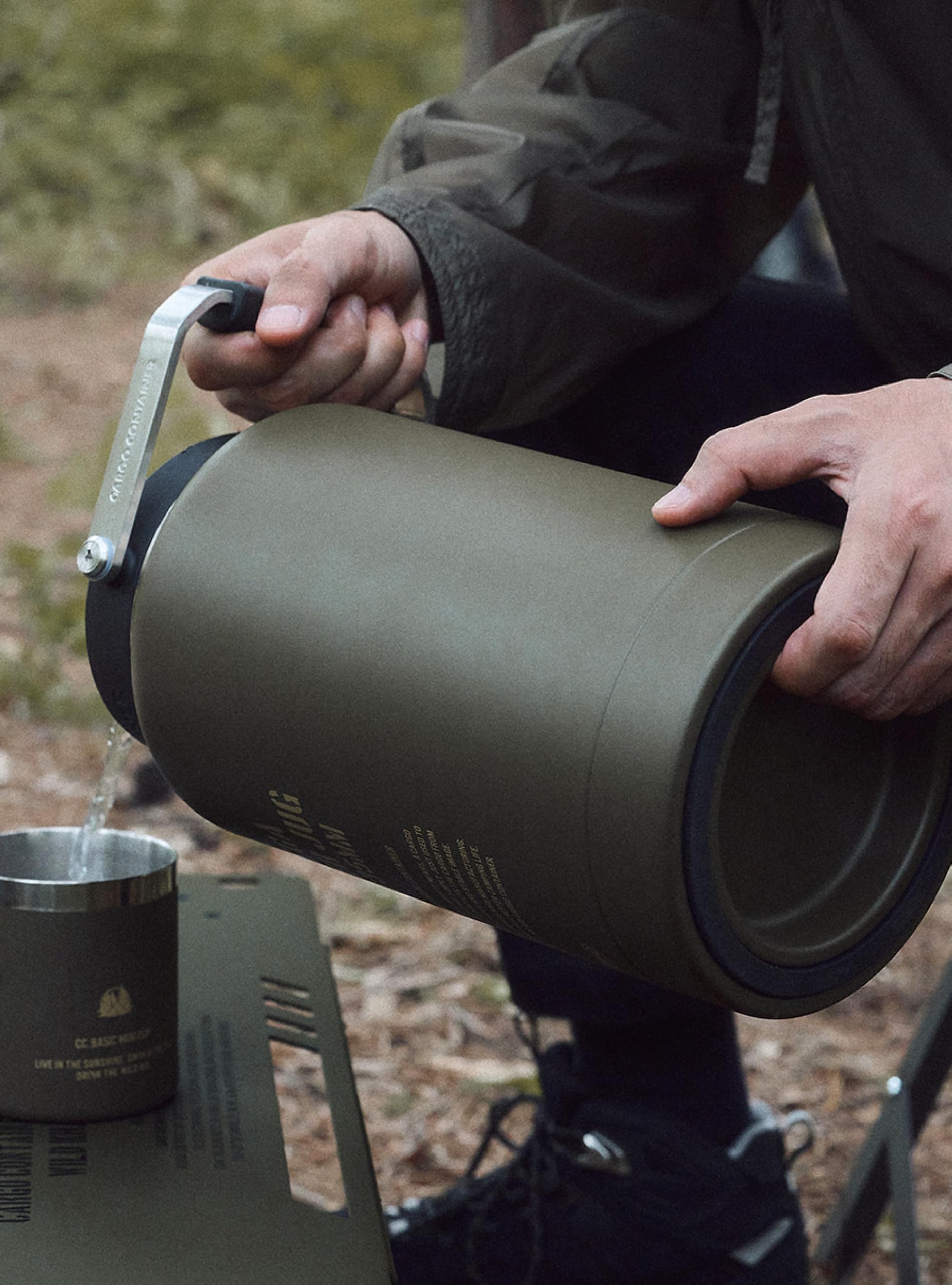 Amazon.co.jp: CARGO CONTAINER カーゴコンテナ MEGA WATER JUG
