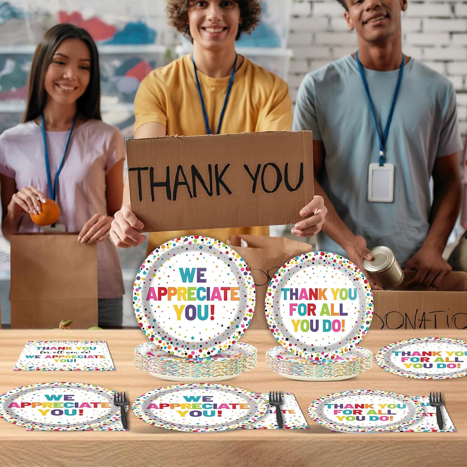 200pcs Thank You Plates Napkins We Appreciate You Paper Tableware Set Employee Appreciation Dinnerware Thank You Party Decoration for Teacher Volunteer Pastor Retirement Party Decor Supplies Serves 50