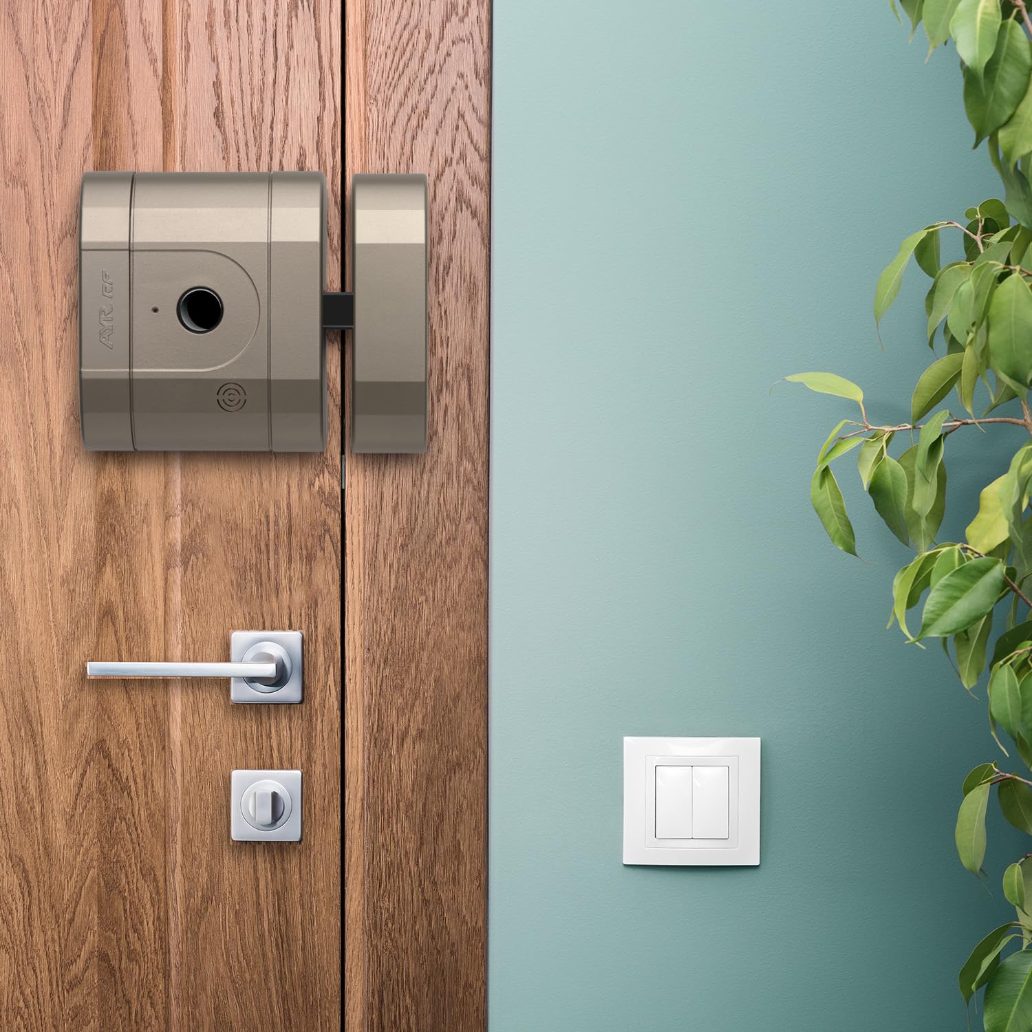 Serratura elettronica invisibile ad alta sicurezza int_LOCK RF 2. Finitura nichel opaco.
