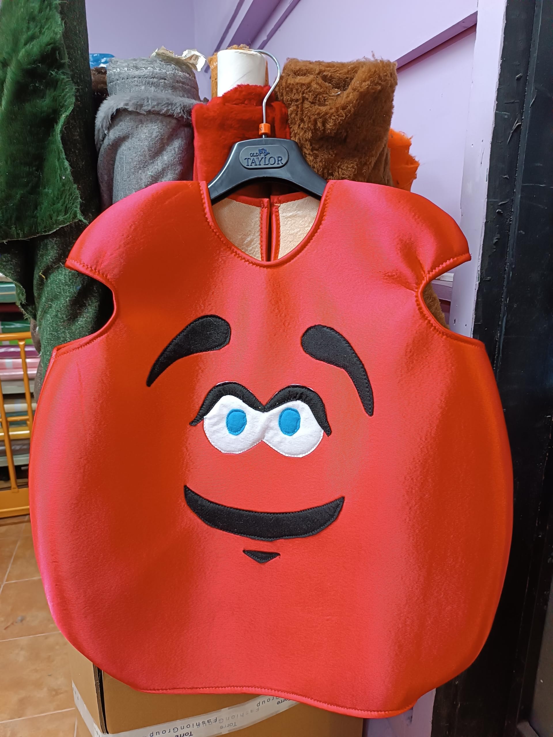 DISFRAZ EMOTICONO ROJO SONRRIENTE
