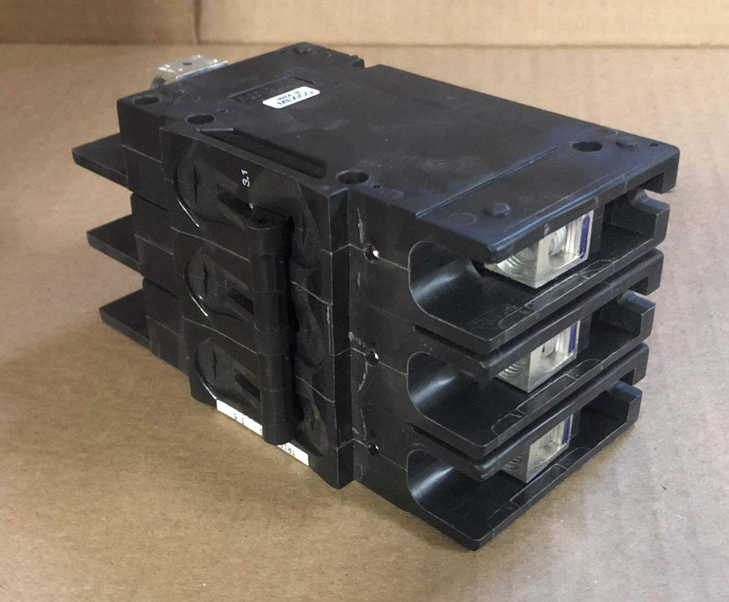 219-3-30029-10/X13050414-10 3 Pole 3.1 AMP 219 Multi-Pole Series Hydraulic Magnetic Circuit Breaker Protector