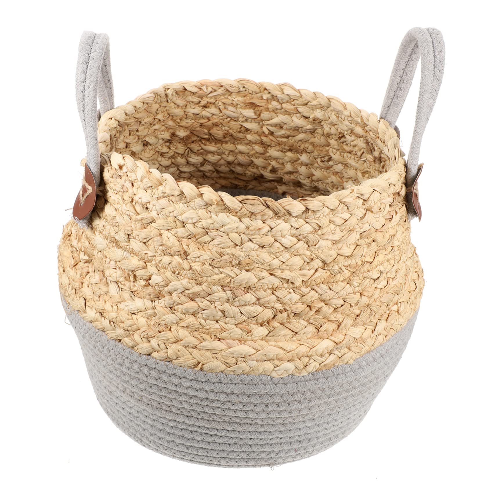 Panier à linge tissé en paille pour sublimer votre salon et ranger les couvertures
