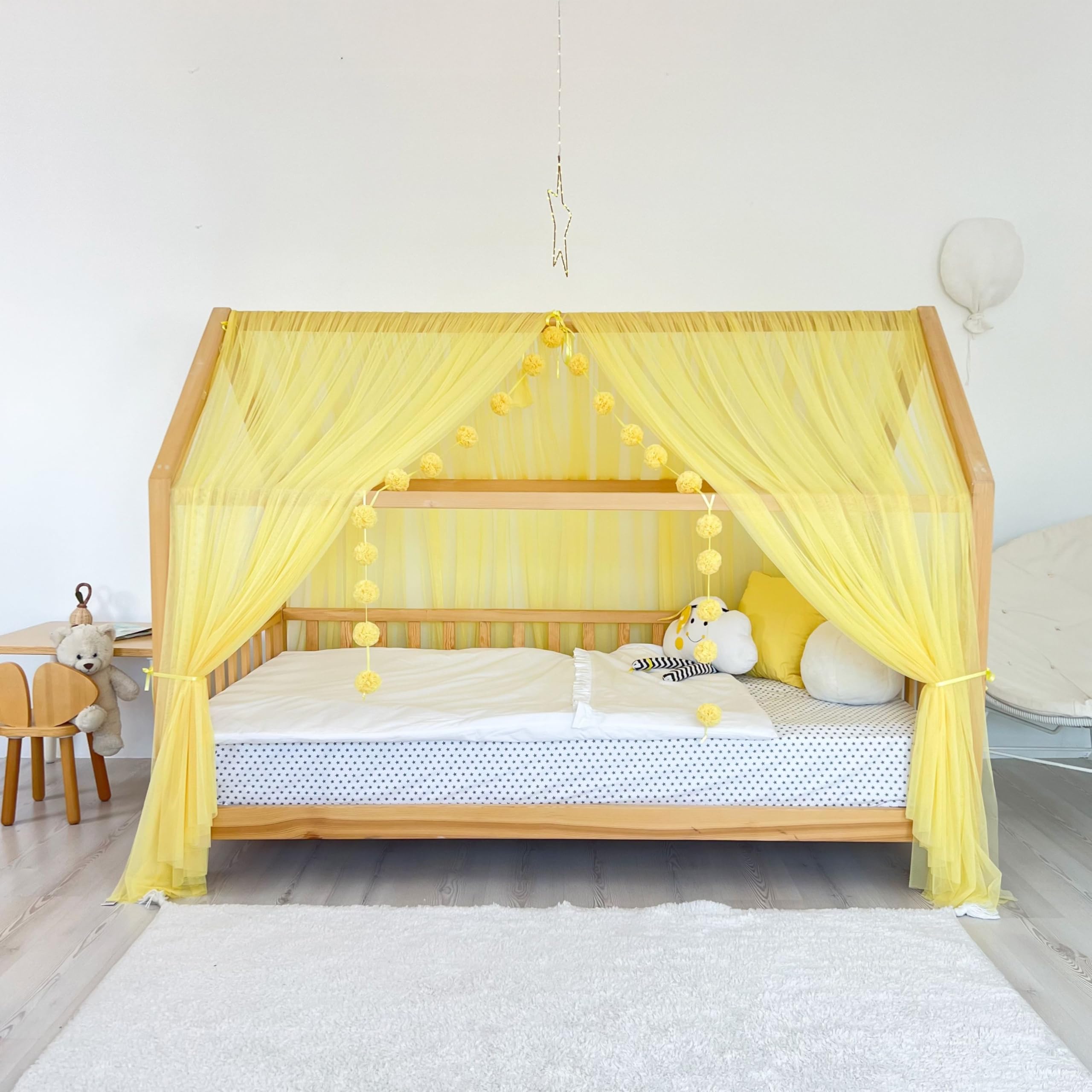 Tenda a baldacchino per letto della cameretta dei bambini, decorazione per pavimento e letto, tenda da gioco in morbido tulle per bambini (giallo, 420 cm, set da 4)