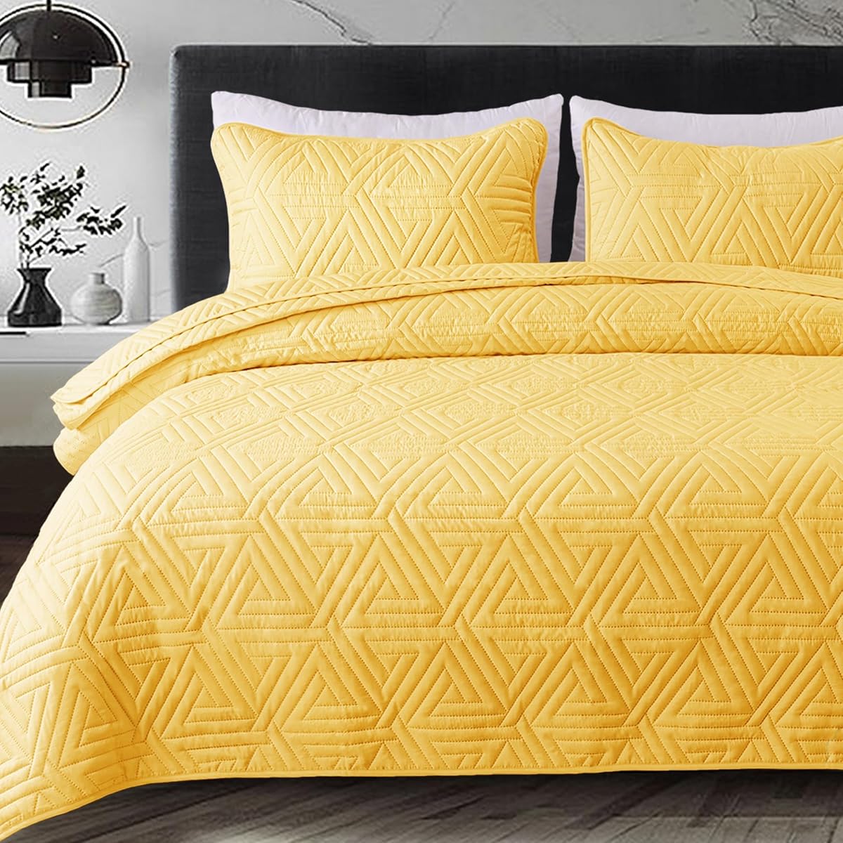 Whale Flotilla Soft Geometric Queen Quilt Set for All Seasons, Yellow | 3-Piece Breathable Bedspread Quilts Queen Size, Lightweight Ultrasonic Reversible Coverlet, Bed Cover with 2 Pillow Shams