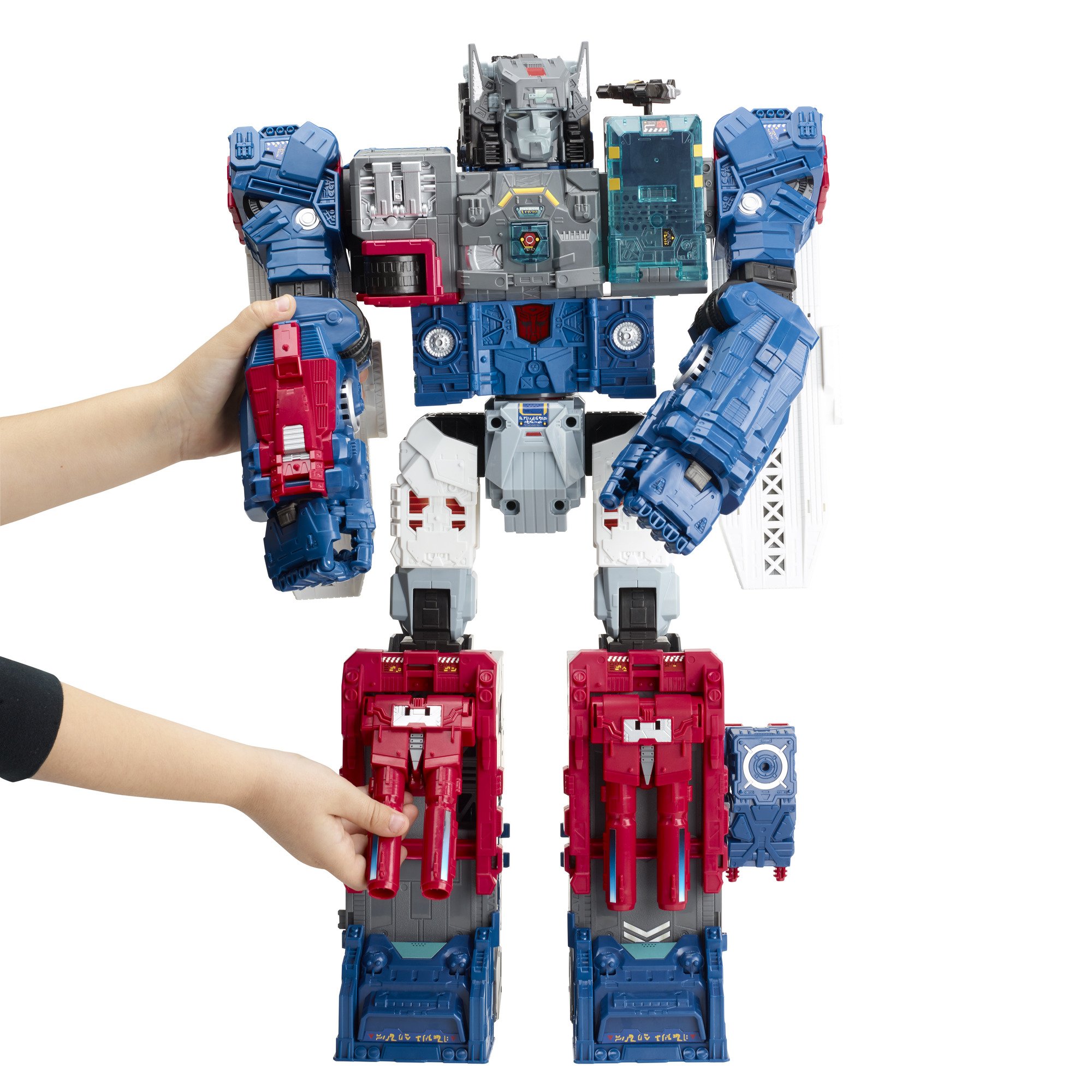Transformers Generations Titans Return Titan Class Fortress Maximus