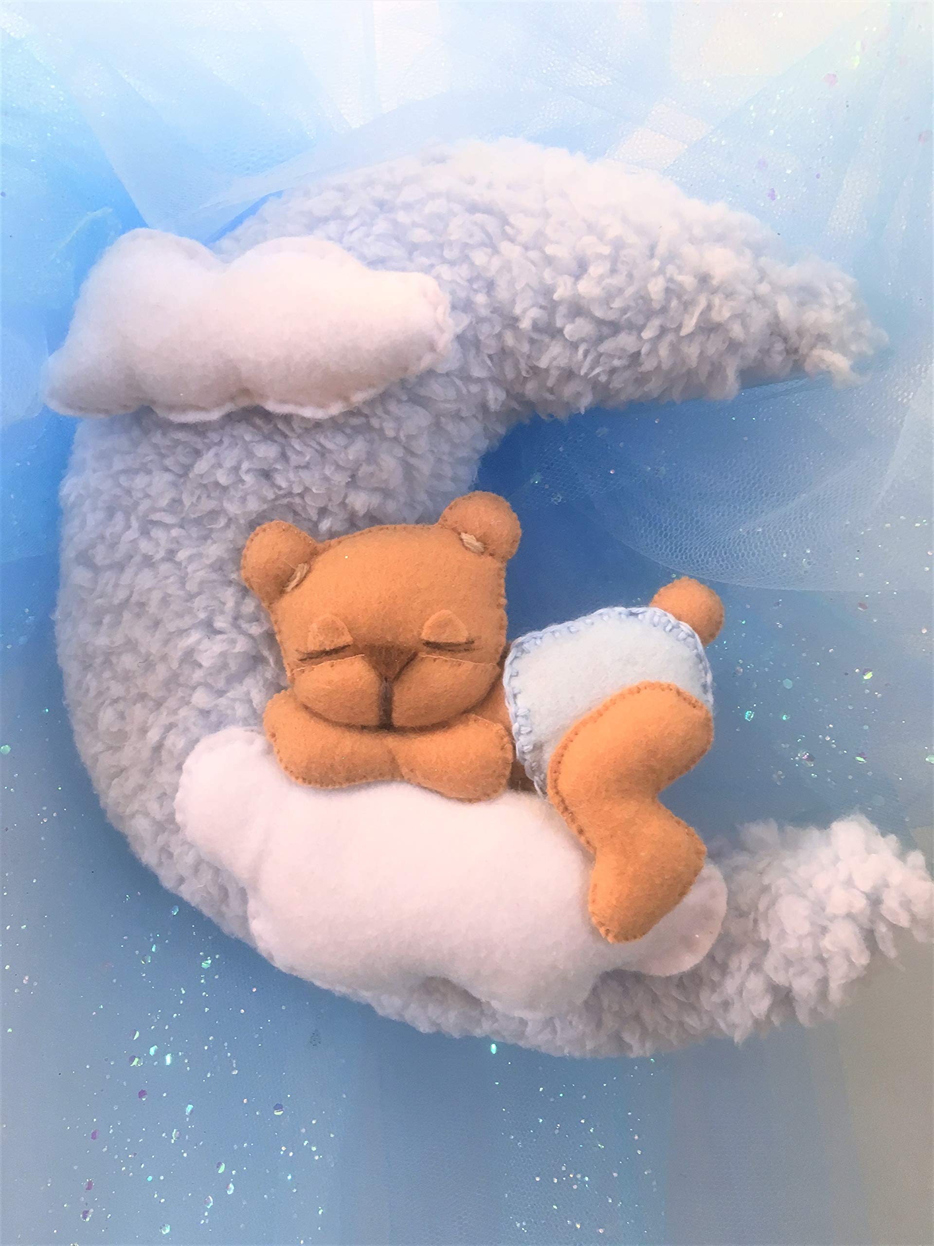 Fiocco nascita bimbo (Azzurro). realizzato interamente a mano, per rendere speciale la nascita della tua bambina o bambino con elementi in morbido peluche e pannolenc